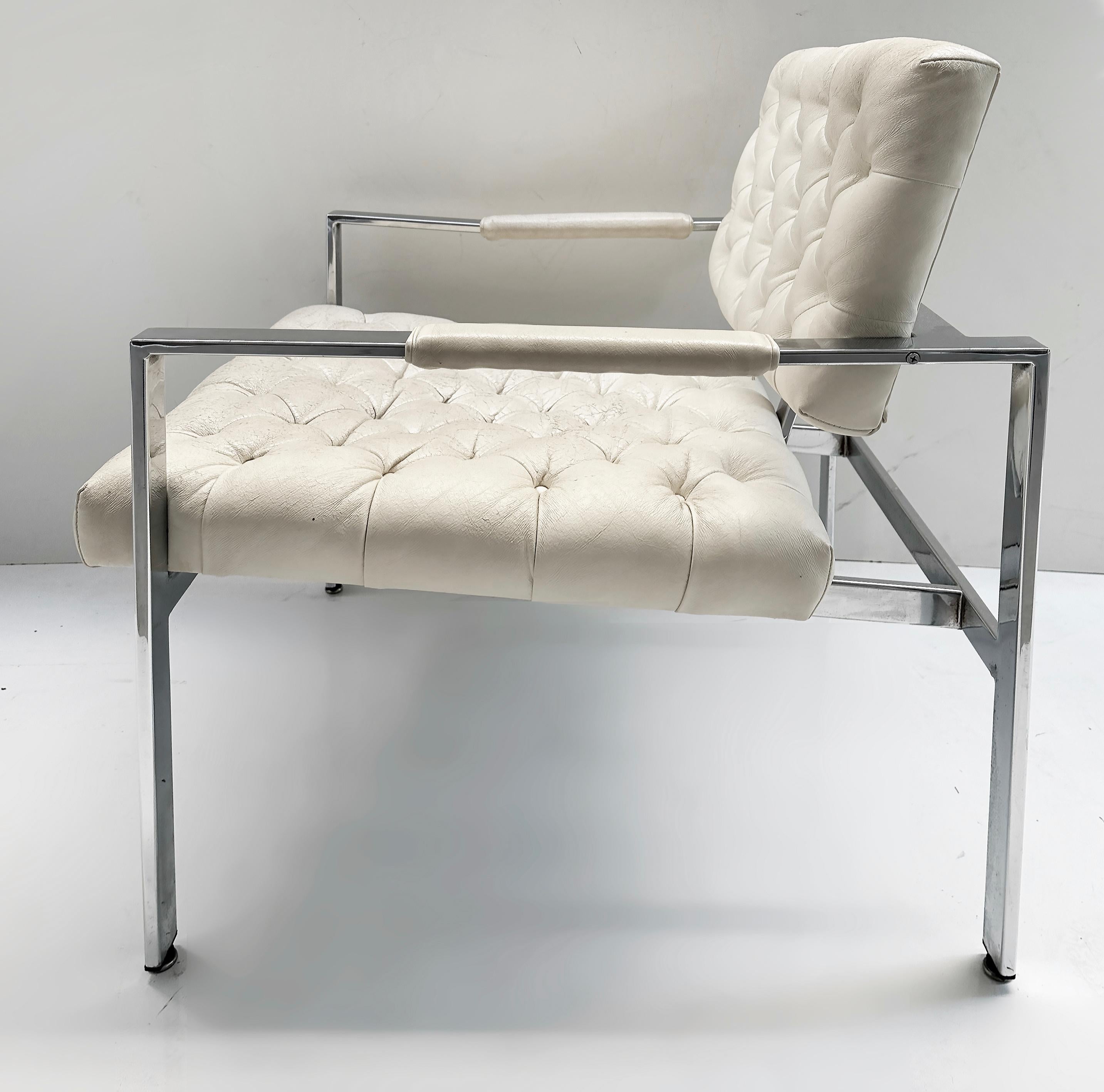 Leather  1970s Vintage Mid-century Milo Baughman Chrome Lounge Chairs, Pair For Sale
