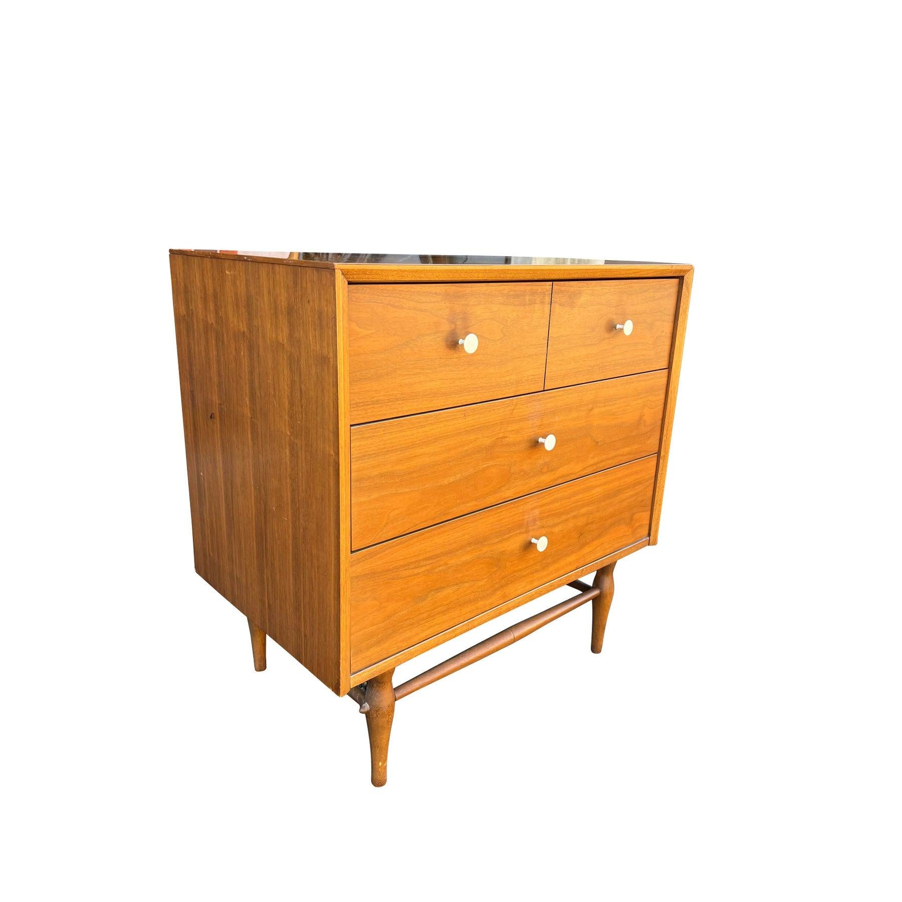 Commode compacte moderne mi-siècle des années 1970 dans le style de Kipp Stewart Bon état - En vente à Saddle River, NJ