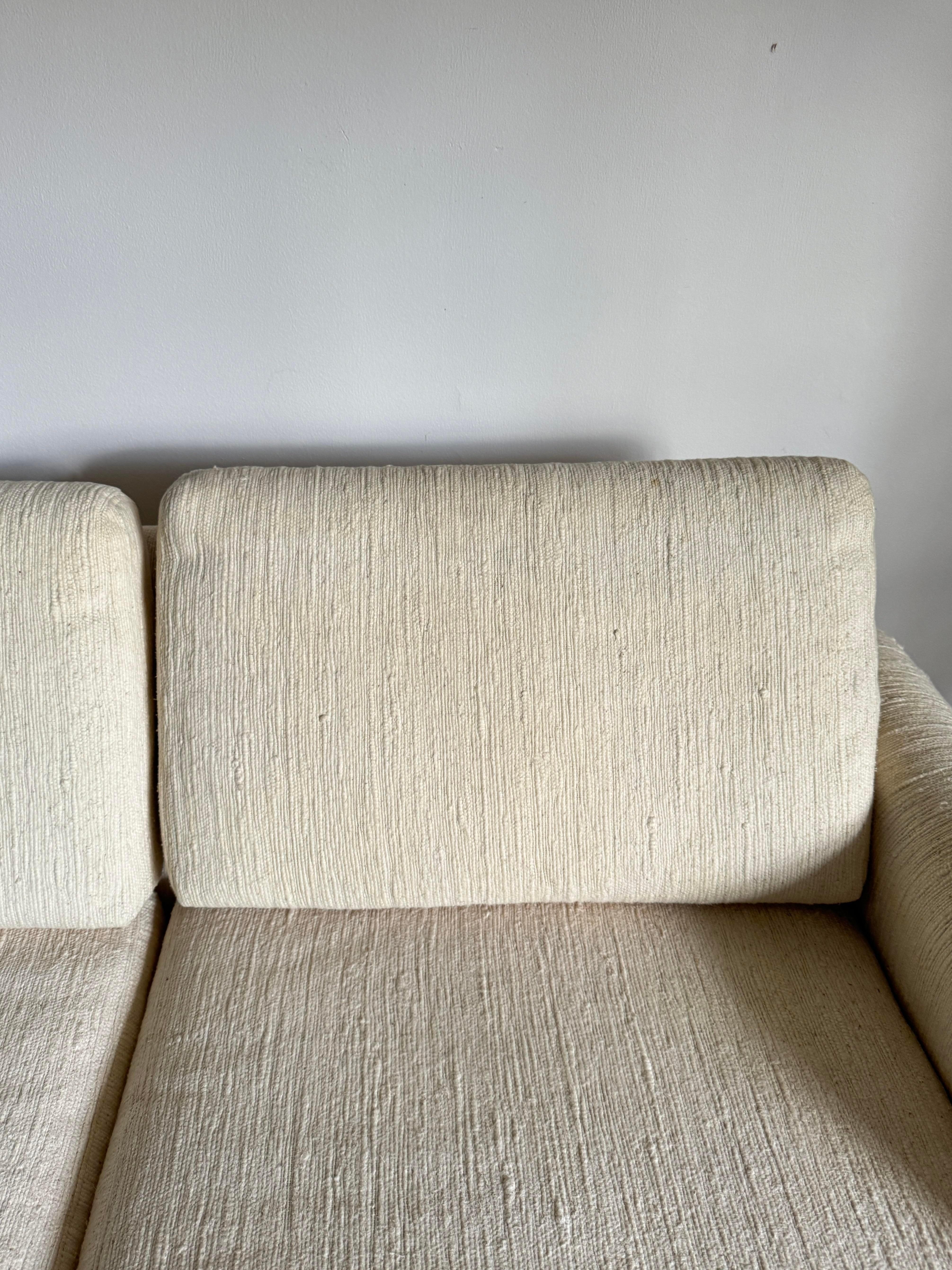 1970s Vintage Mid Century Modern Loveseat by Selig In Good Condition For Sale In Elkton, MD