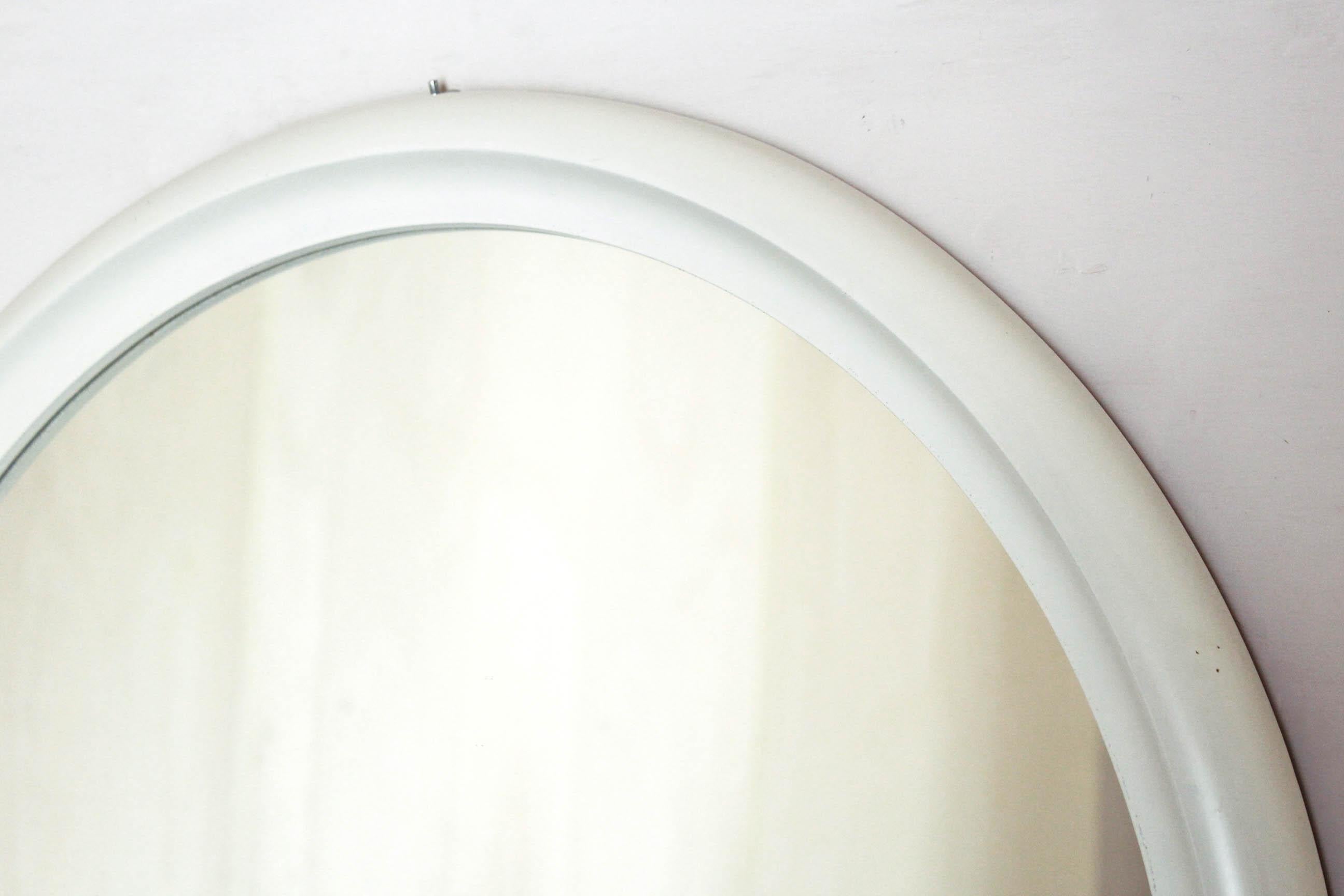 Late 20th Century 1970s Vintage Mirror with White Round Wood Frame