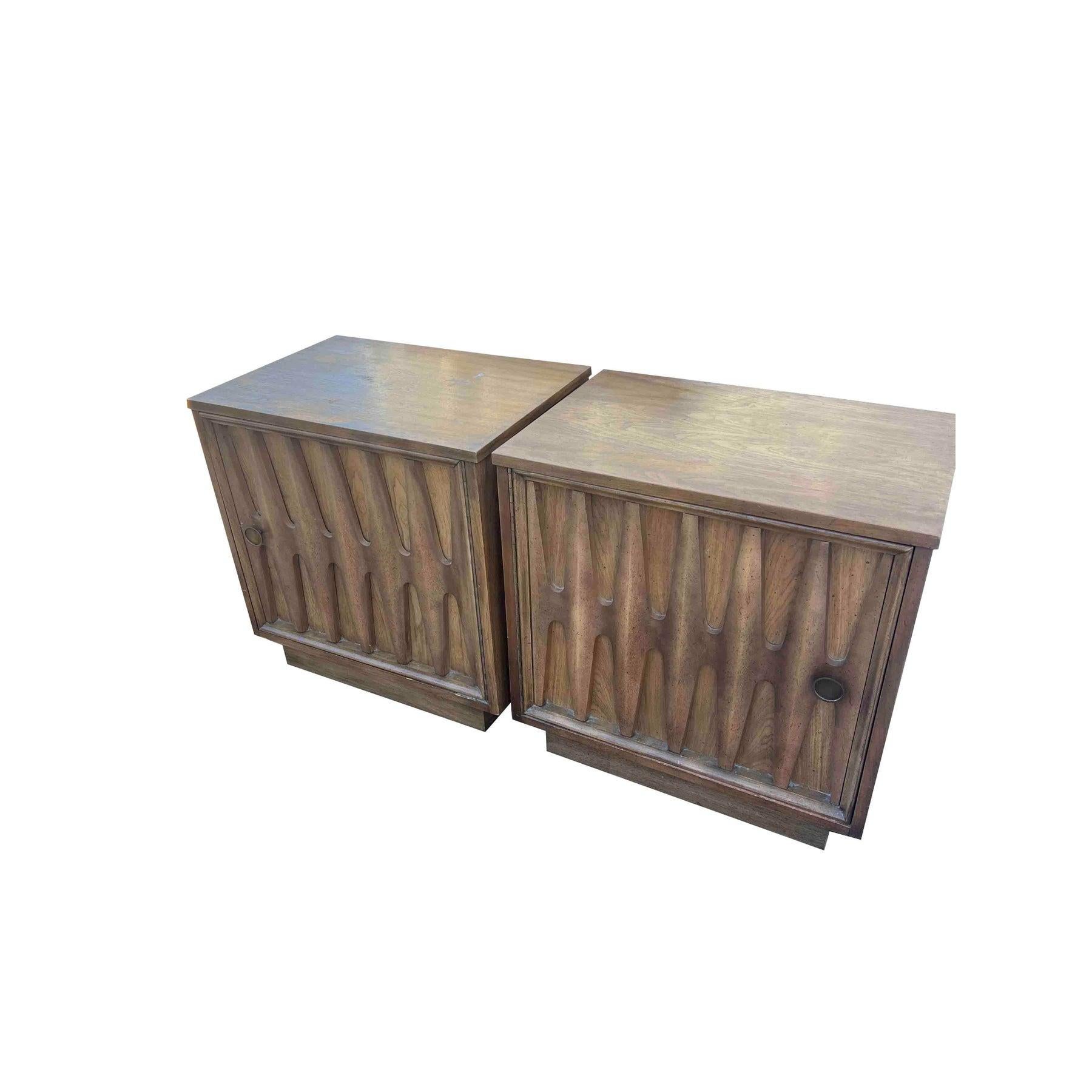 American 1970s Vintage Modern Broyhill Brasilia Style Night Stands or End Tables a Pair