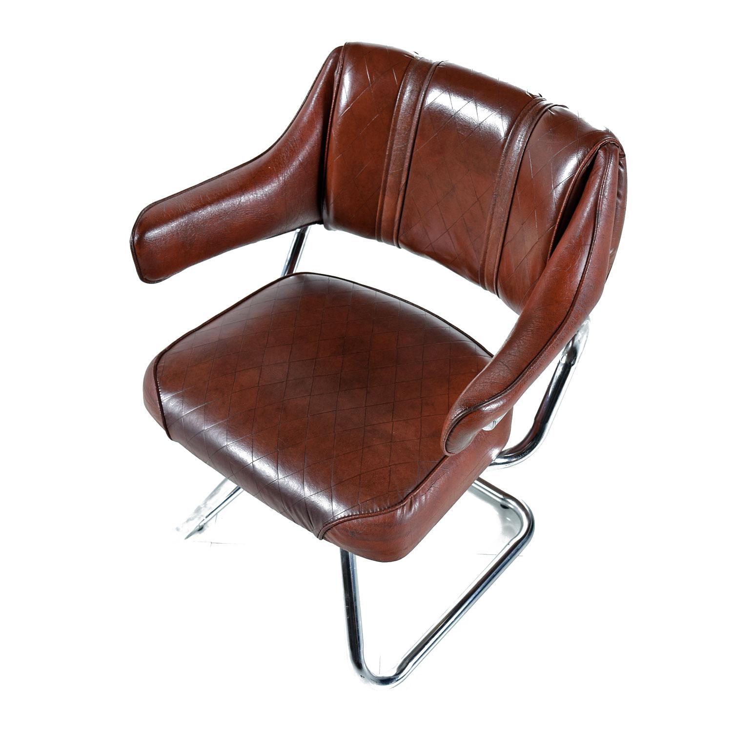 howell chair vintage