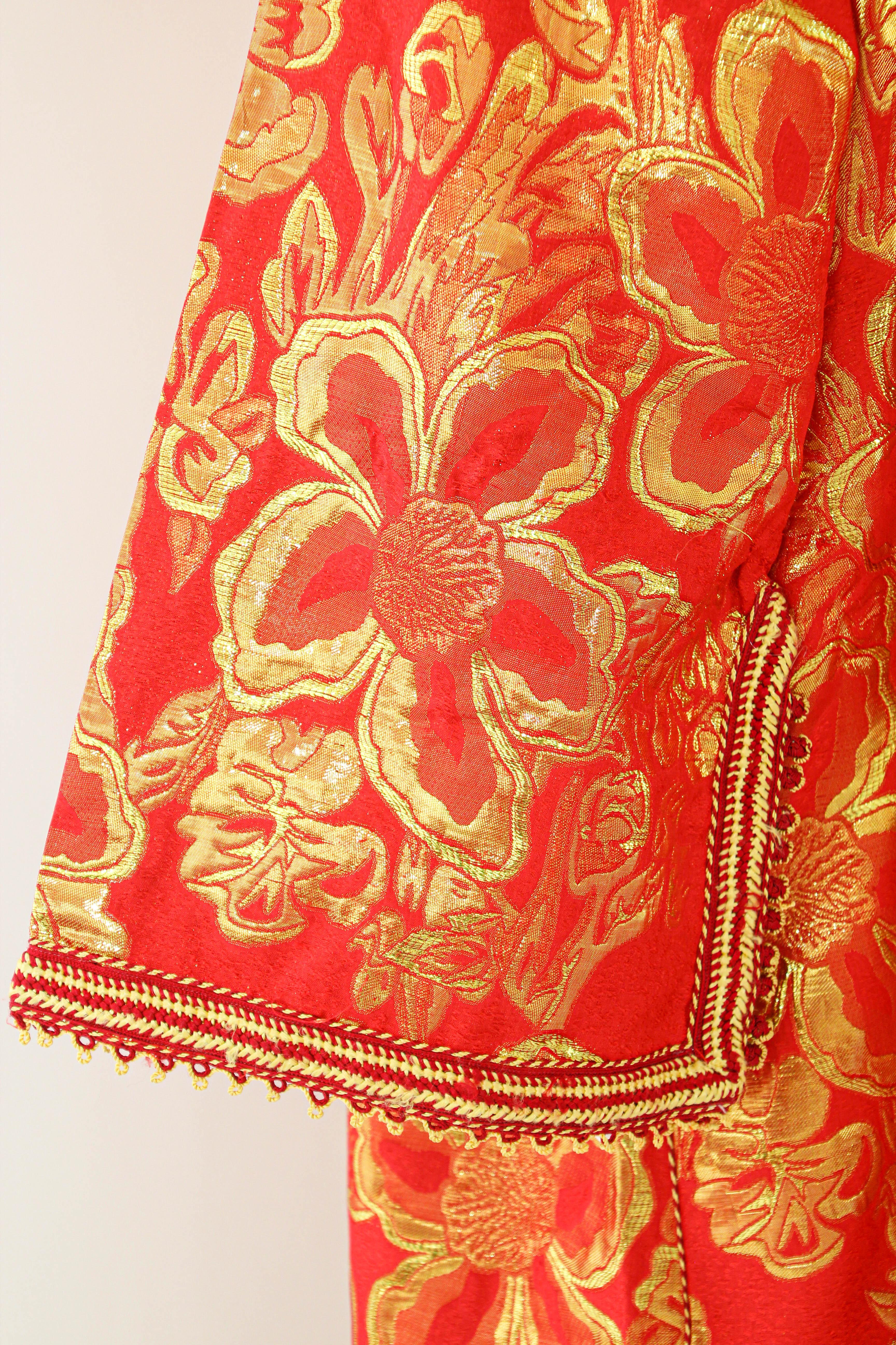 1970s Vintage Moroccan Kaftan Red and Gold Brocade Caftan Maxi Dress For Sale 4