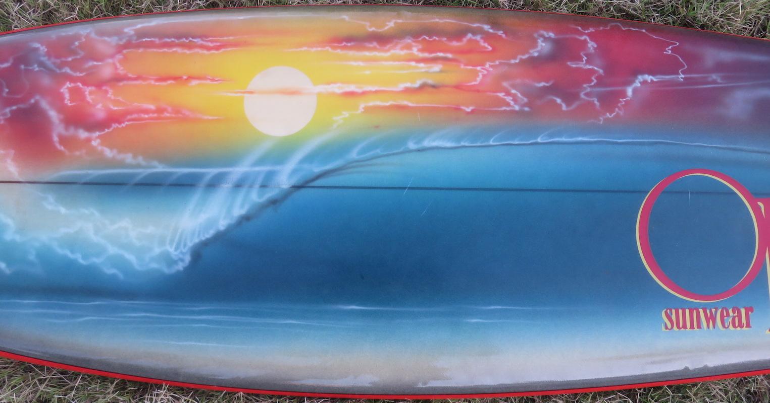 airbrush surfboard