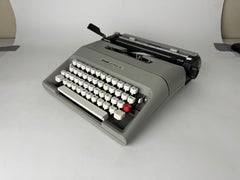 1970's Vintage Olivetti Lettera 35 Typewriter
