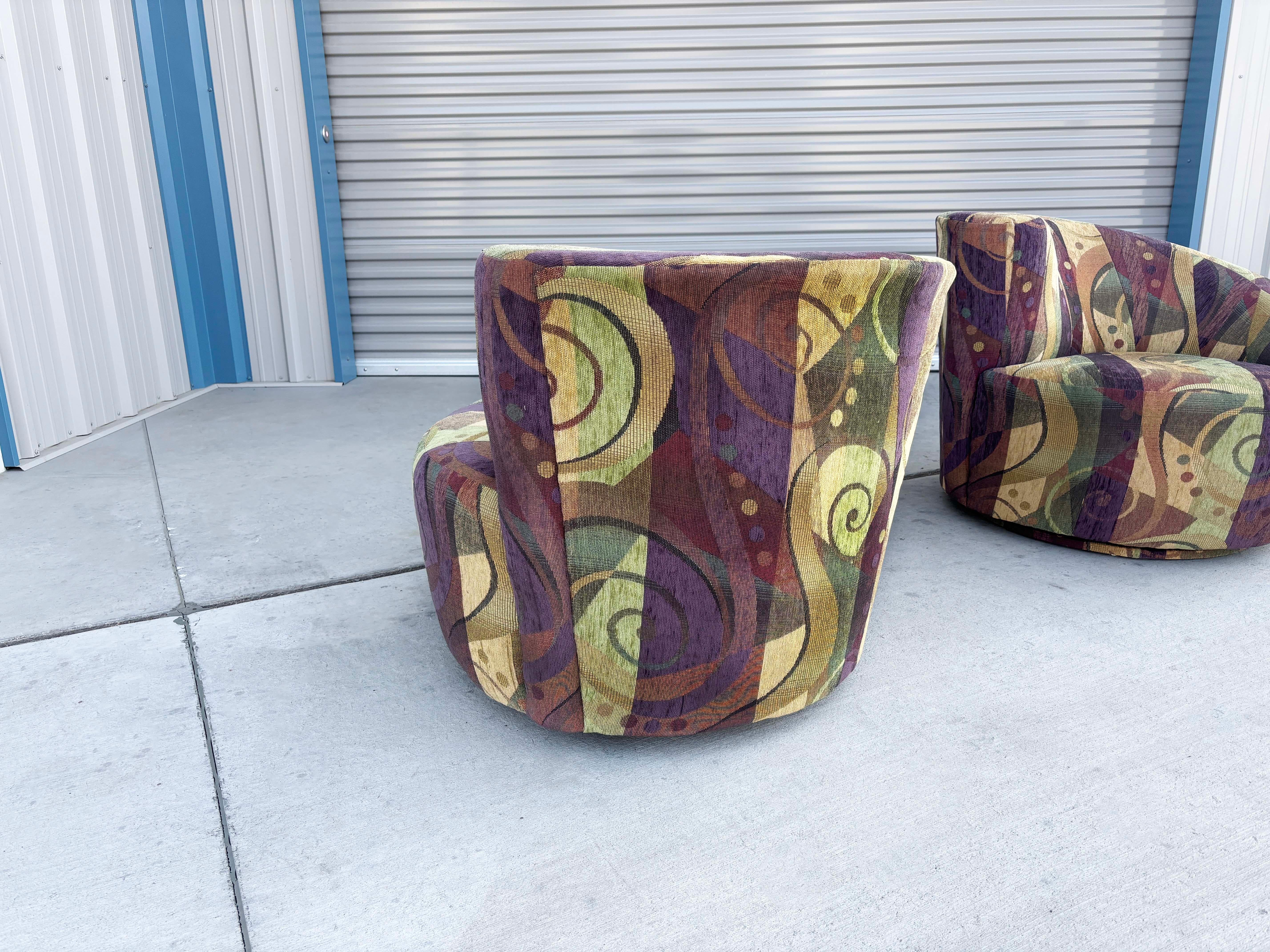 Paire de chaises longues pivotantes Nautilus des années 1970 en vente 6