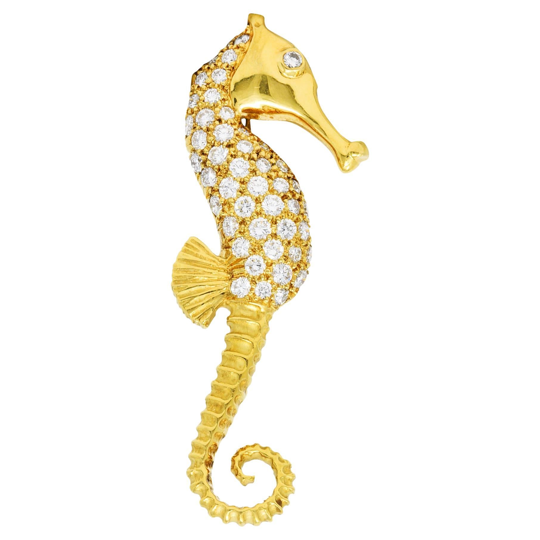 A Gold Double Seahorse Brooch at 1stDibs