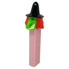 Vendeur de bonbons vintage Pez Witch U.S, Pat. 2.620.061, sans pieds, années 1970