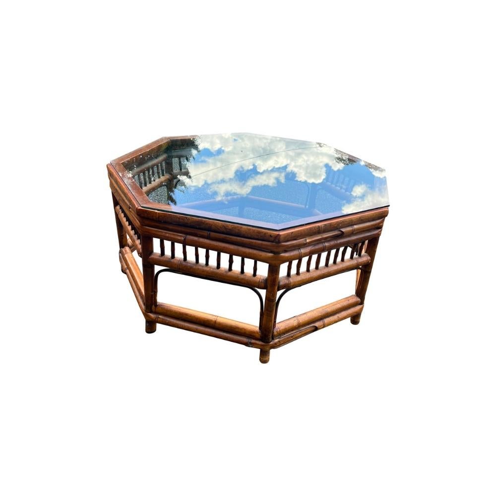 Rotin Table basse en rotin de bambou et osier vintage des années 1970, style Brighton Pavilion en vente