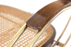 Silla mecedora vintage de los años 70 de estilo Thonet