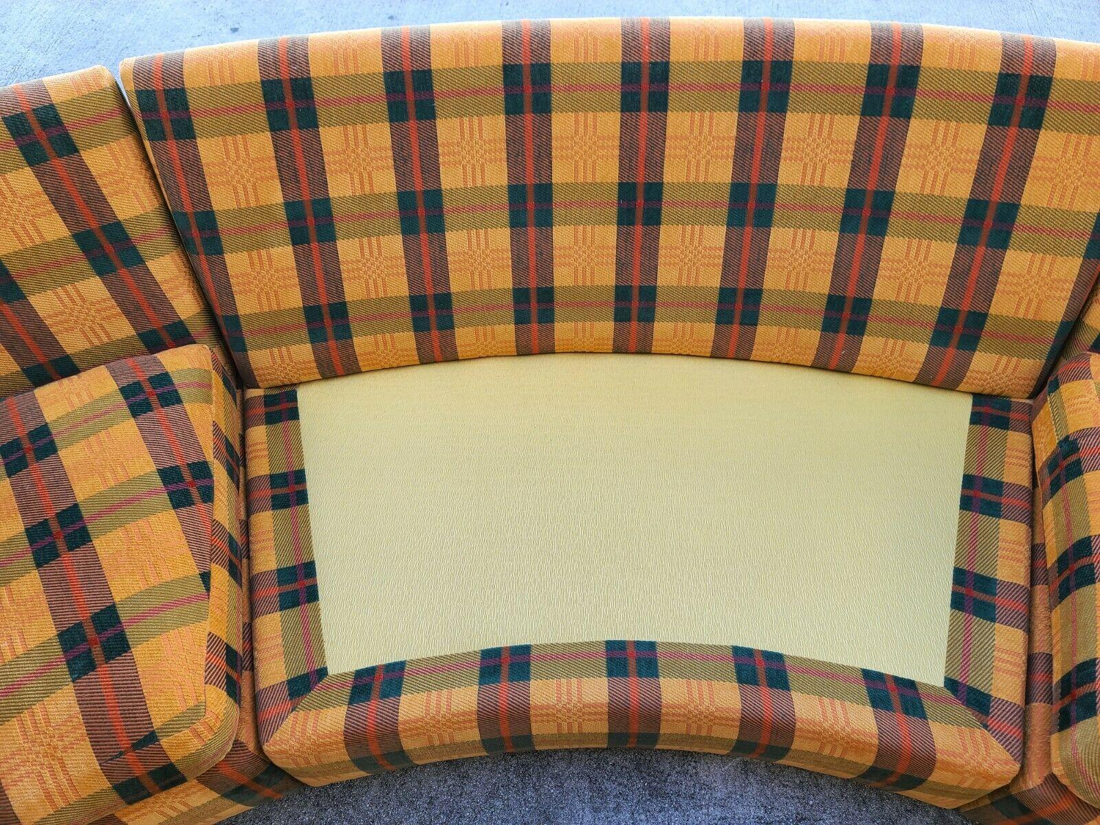 1970s Vintage Semi Circular Sectional Sofa 5