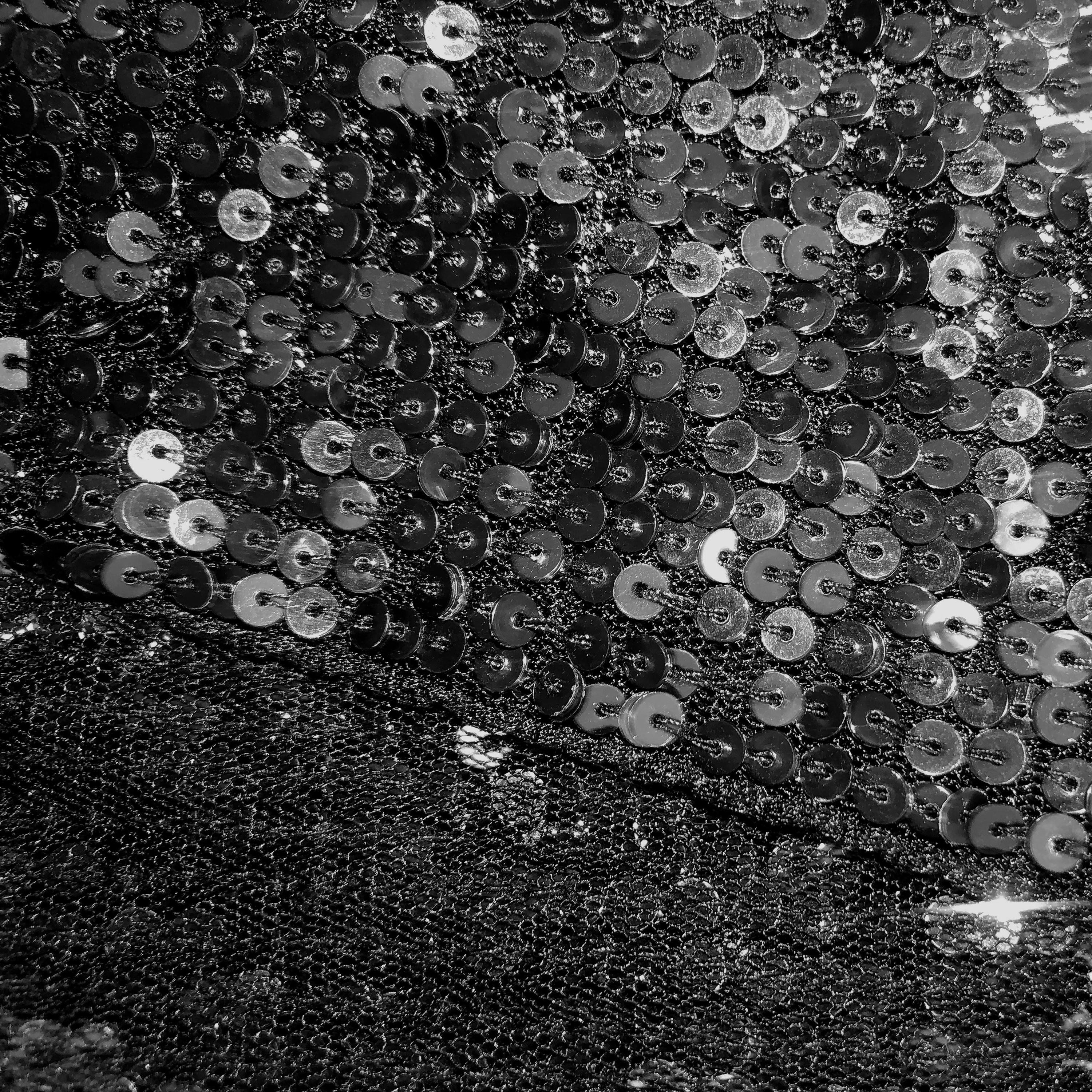 1970 Vintage - Ensemble béret et écharpe à paillettes - paillettes argentées et noires en vente 1