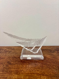 Sculpture abstraite vintage en Lucite des années 1970, signée - Art moderniste sculptural