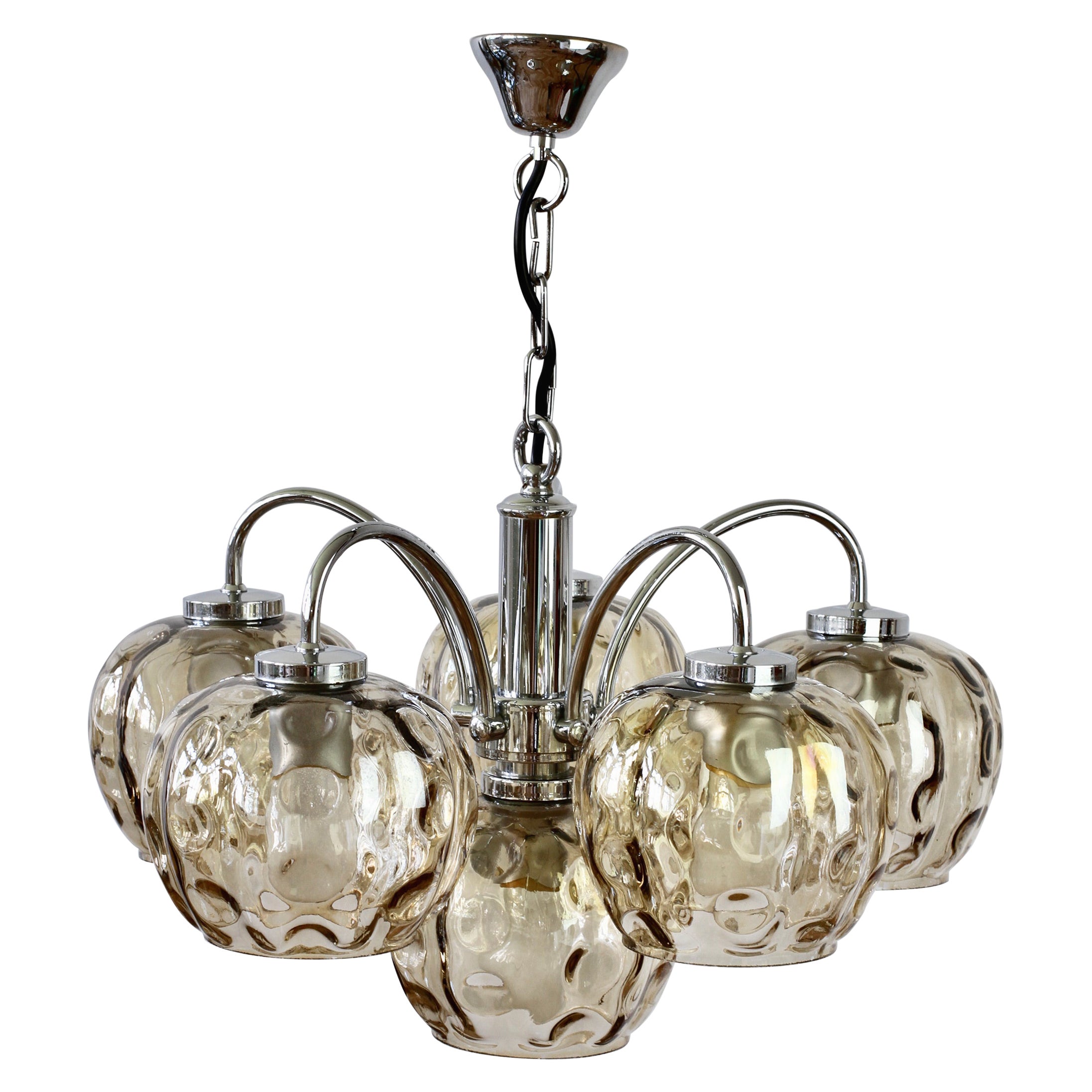 Lampadario vintage anni '70 a sei bracci in cromo con paralumi in vetro "Bubble" color fumo