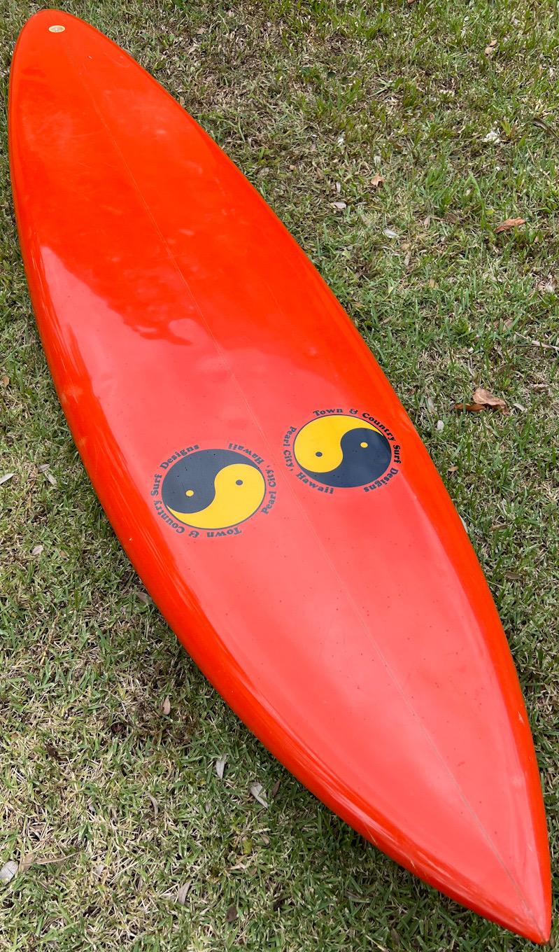 Américain Planche de surf vintage Town and Country des années 1970 par Ed Angulo  en vente