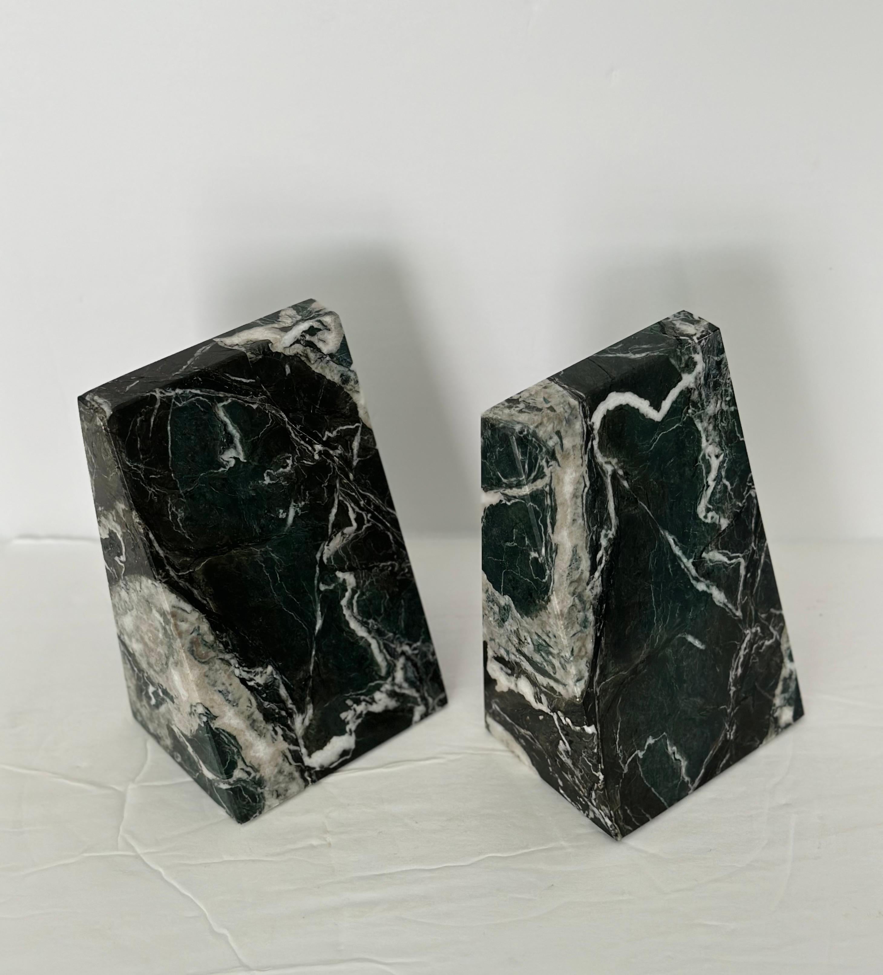 Mid-Century Modern 1970s Vintage Triangular Green and Black Marble Bookends - a Pair For Sale