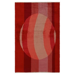 Türkischer Vintage-Teppich aus den 1970er Jahren mit roten und rosa geometrischen Mustern von Teppich & Kelim