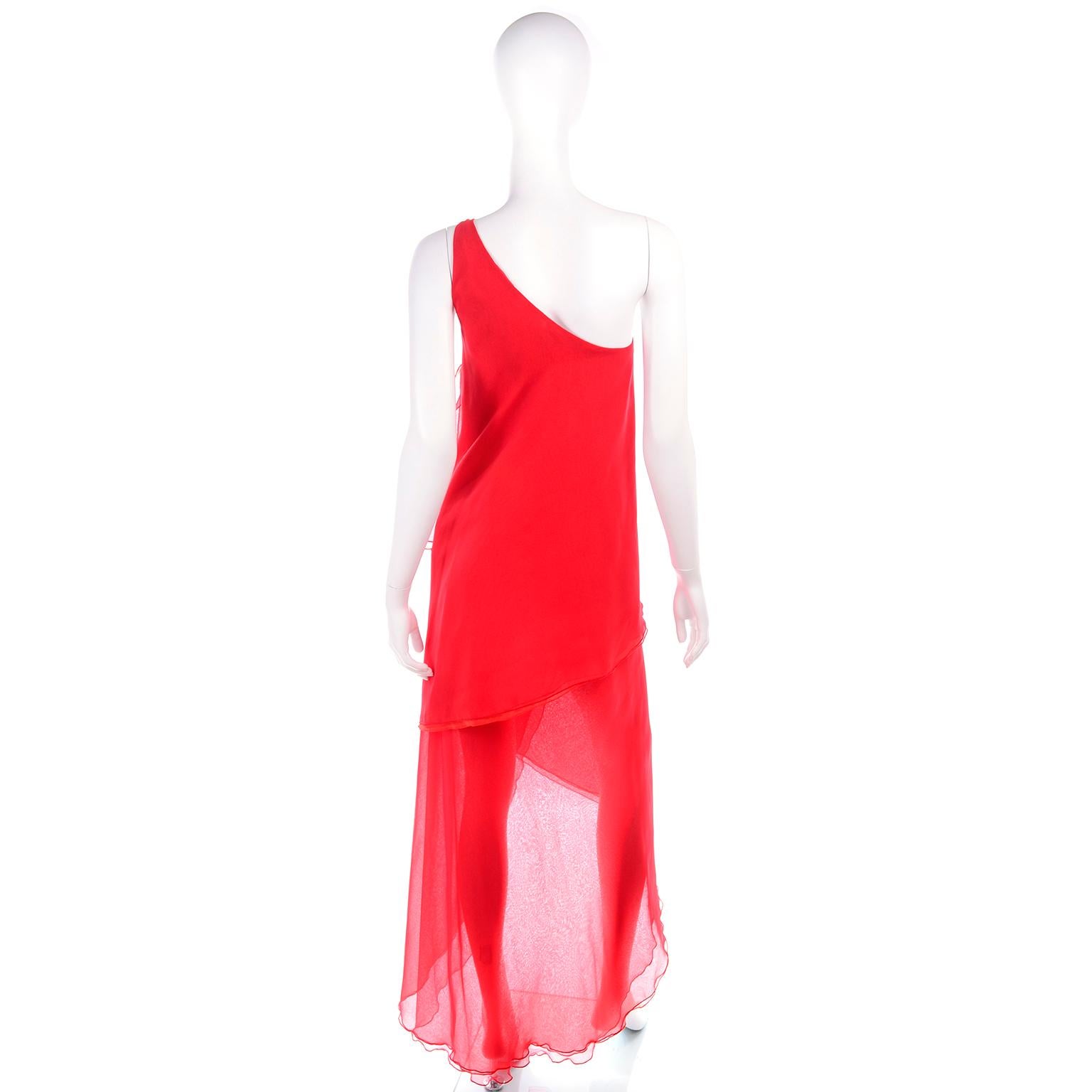 1970s Vintage Victor Costa Tomato Red Chiffon One Shoulder Evening Dress In Good Condition In Portland, OR