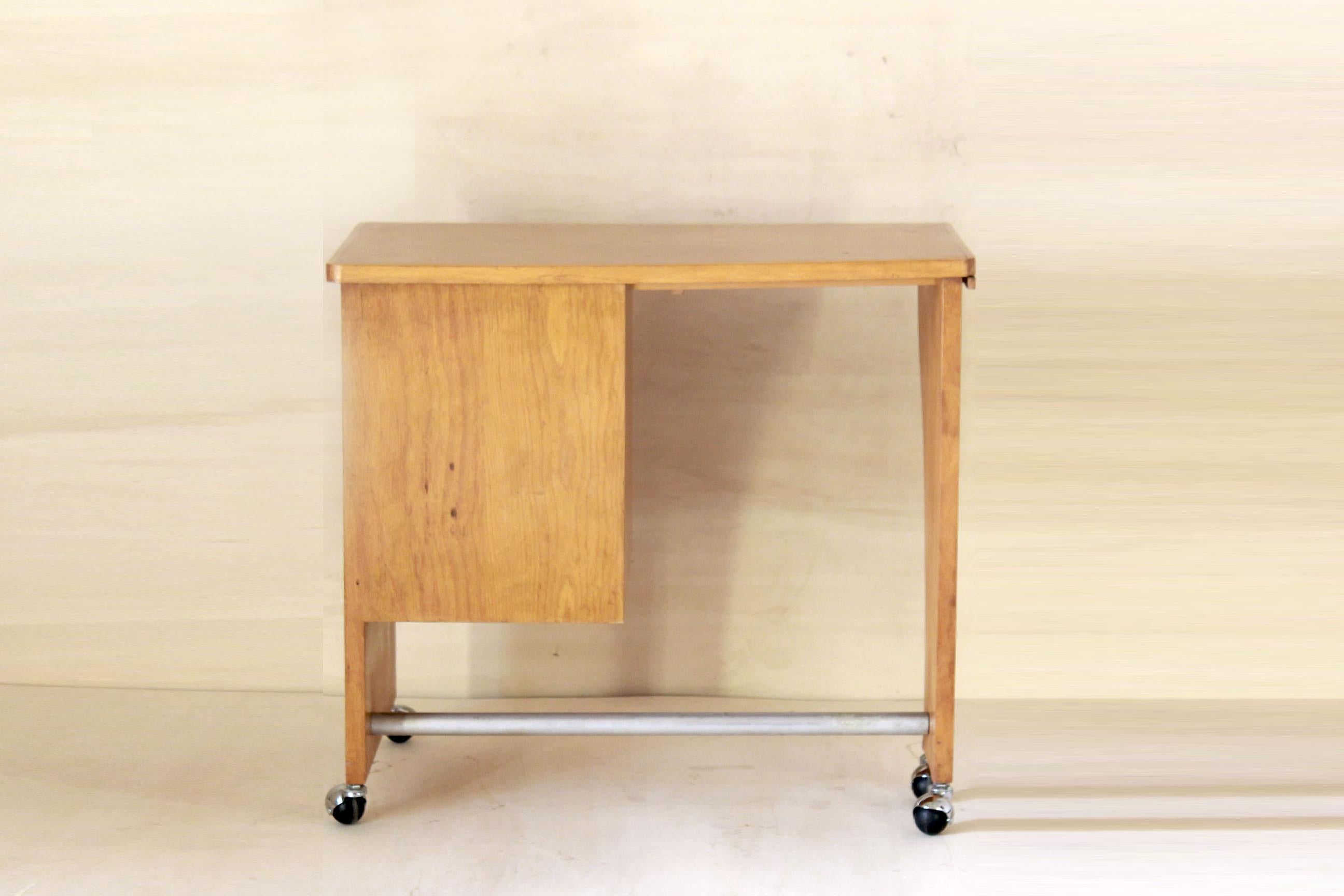 Mid-Century Modern Vintage rolling Wood Desk Table, Italy 1970s