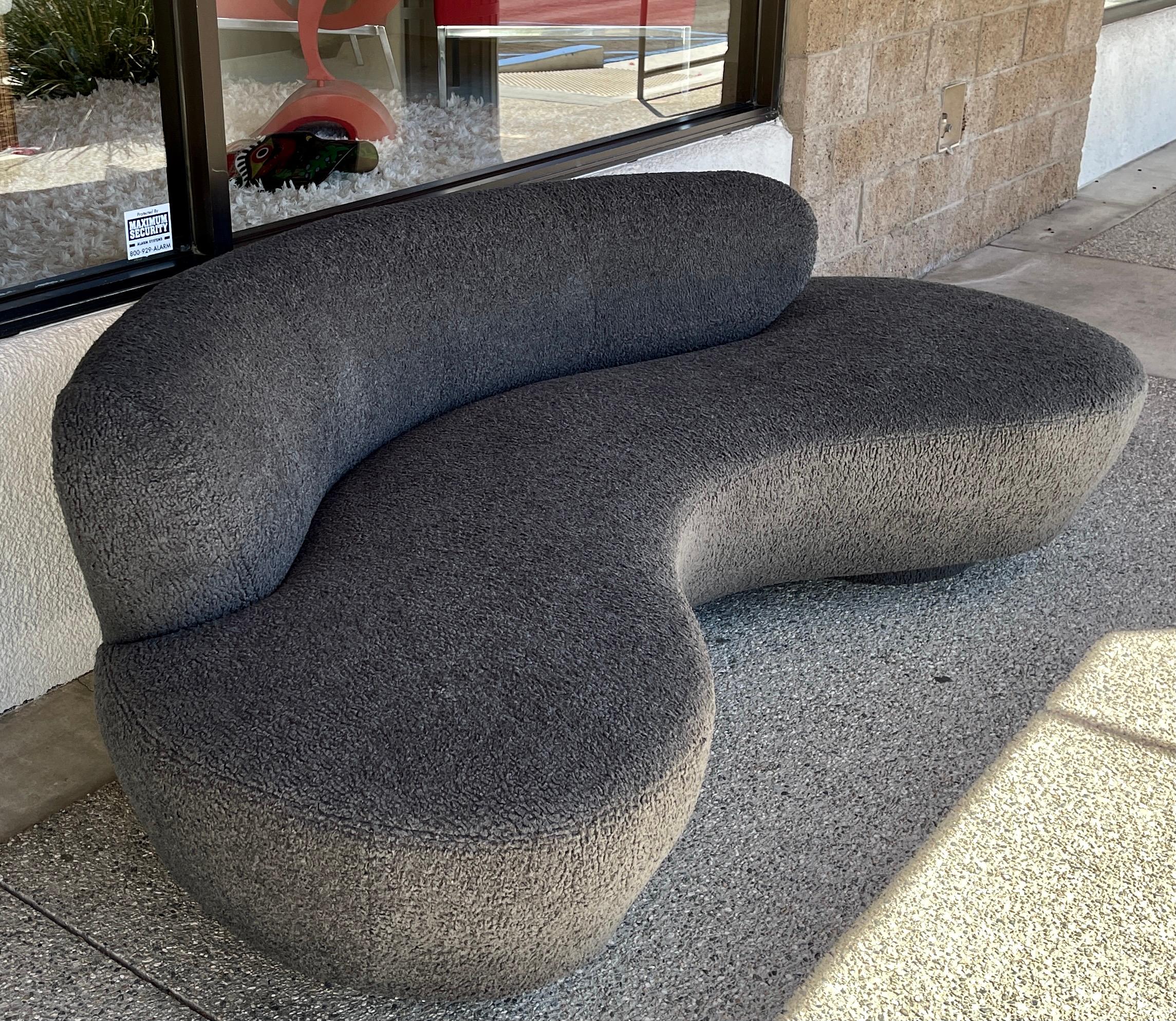 Vladimir Kagan for Directional Sofa In Good Condition In Palm Springs, CA