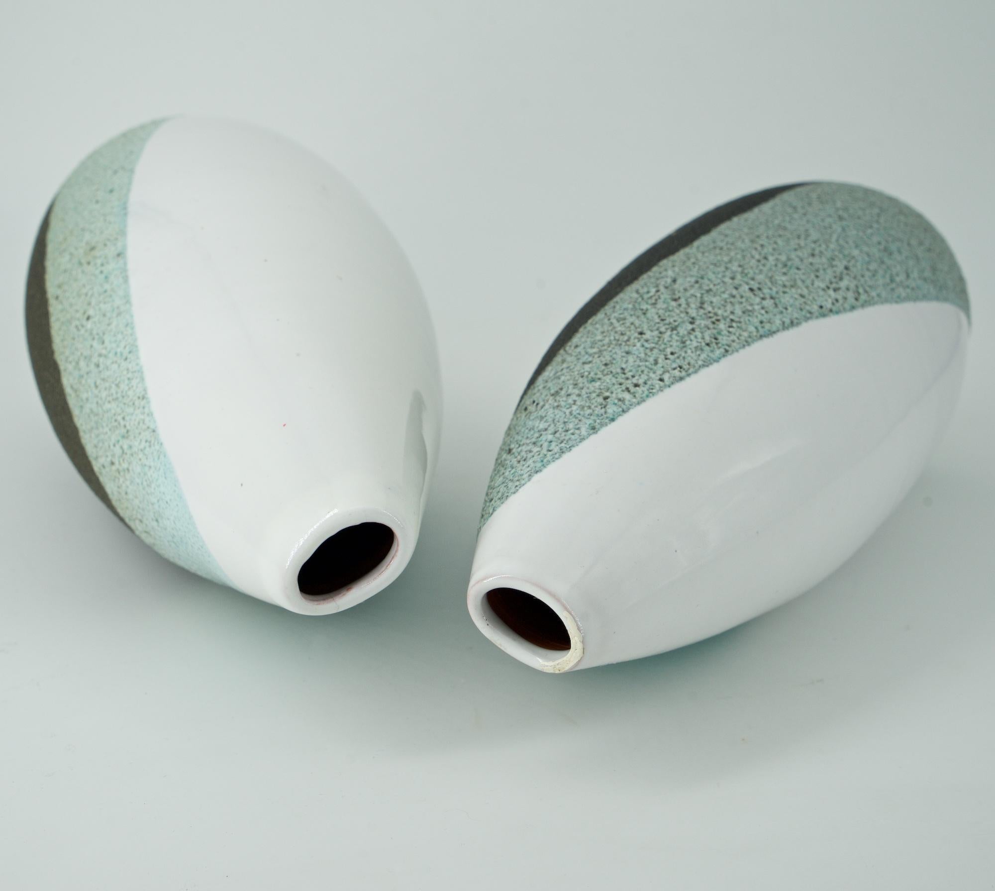 1970er Jahre Vulkanglasur Keramik Vasen von Ettore Sottsass Bitossi Raymor:: Italien Paar (Glasiert)
