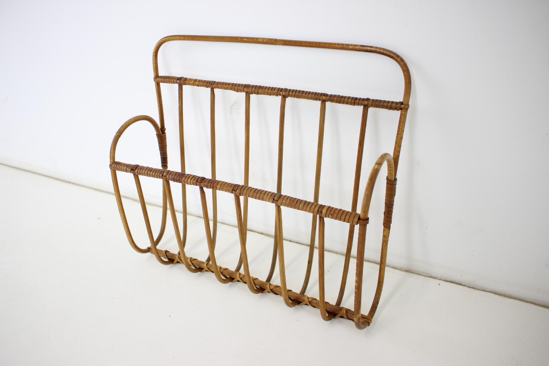 1970s Wall Bamboo Magazine Holder, Czechoslovakia In Good Condition For Sale In Praha, CZ