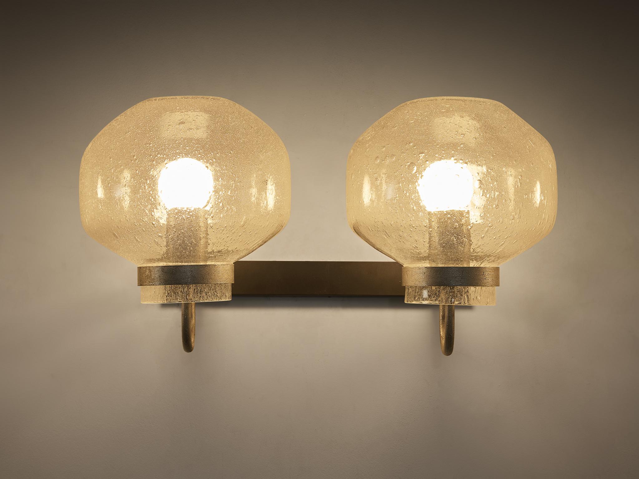 Européen Lights des années 1970 en métal Silver et verre soufflé en vente