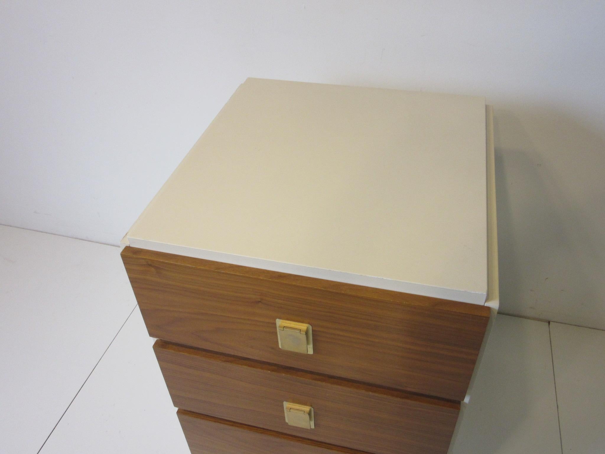 1970s Small Chest Walnut / Cream Lacquer in the Manner of Milo Baughman In Good Condition In Cincinnati, OH