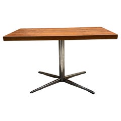 1970 Table d'appoint d'entrée en noyer Ajustable Chrome Style Knoll