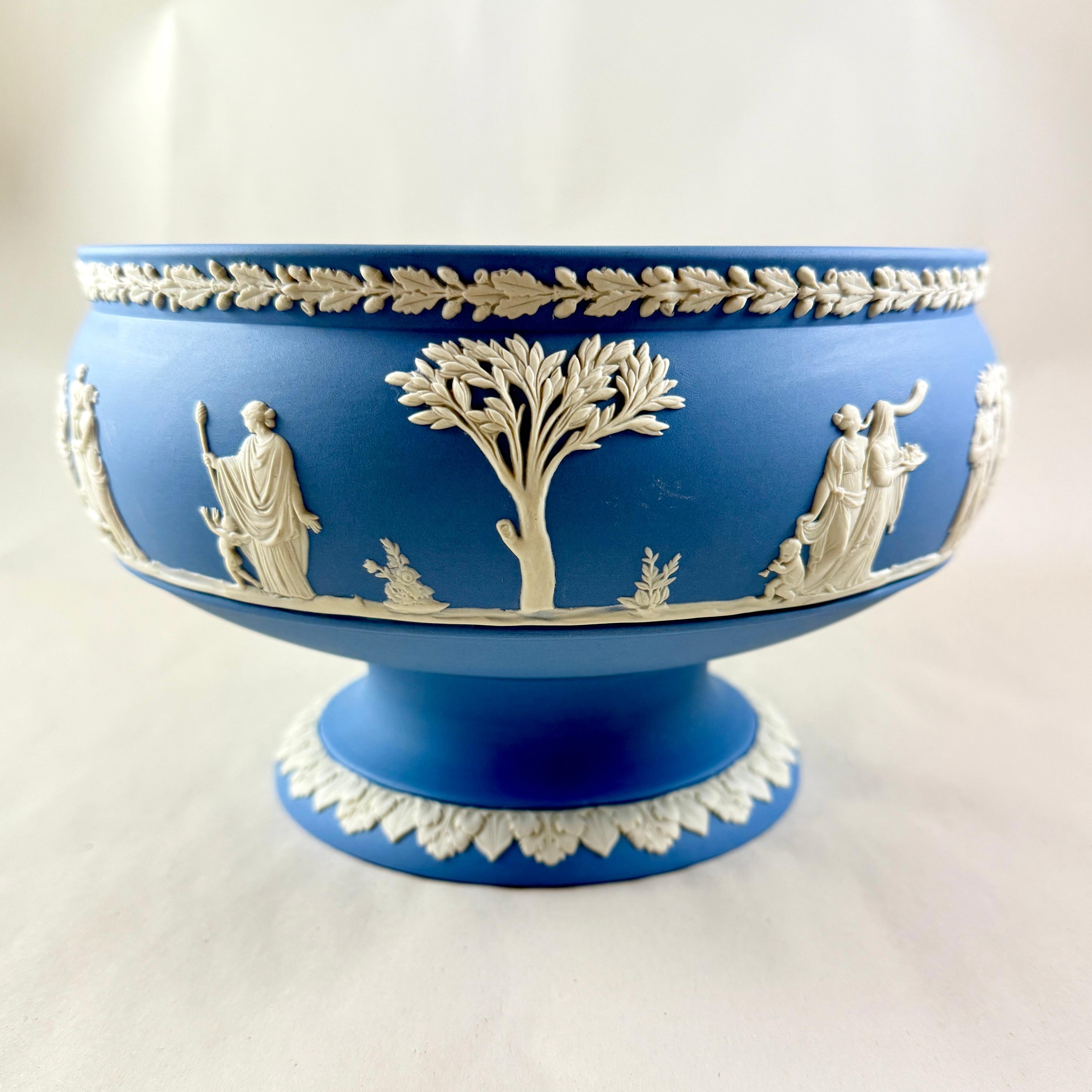 1970s Wedgwood Blue Jasperware Footed Fruit Bowl For Sale 1