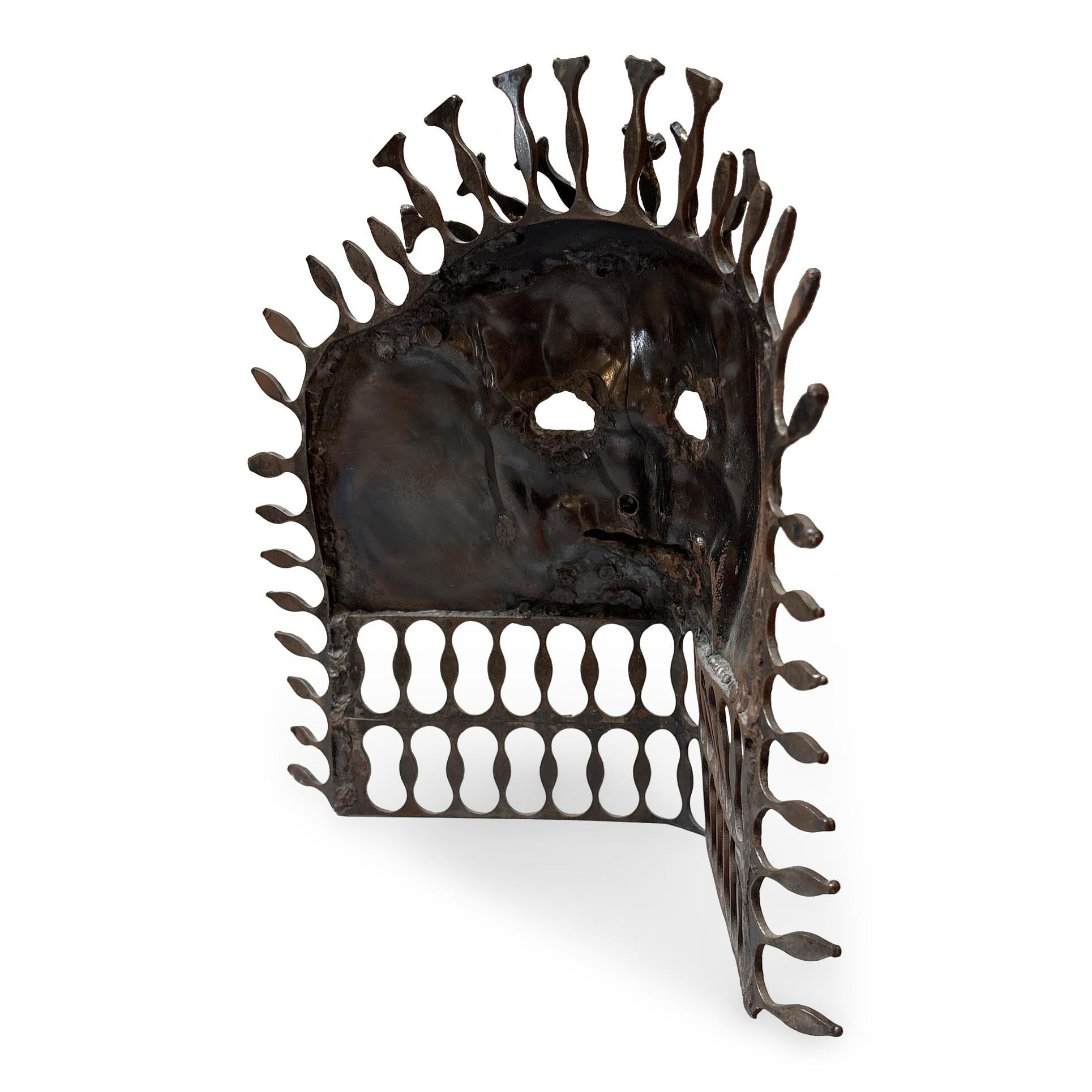 Saldato Maschera brutalista in acciaio saldato e bronzo degli anni '70 di Suzanne Benton in vendita