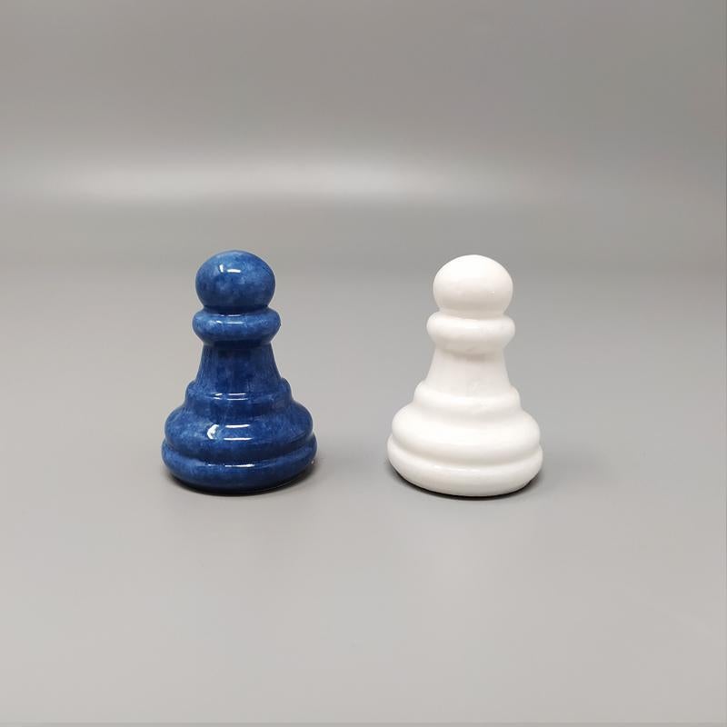 1970s White and Blue Chess Set in Volterra Alabaster Handmade 7