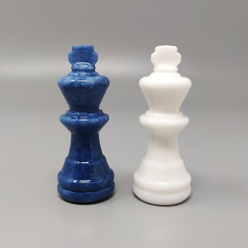 1970s White and Blue Chess Set in Volterra Alabaster Handmade 2