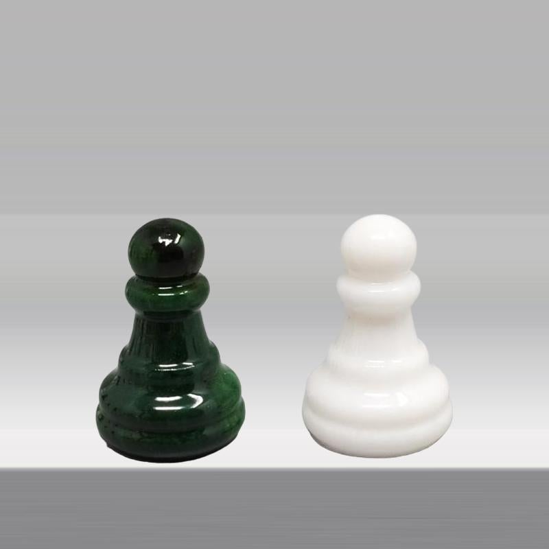 1970s White and Green Chess Set in Volterra Alabaster Handmade. Made in Italy 6