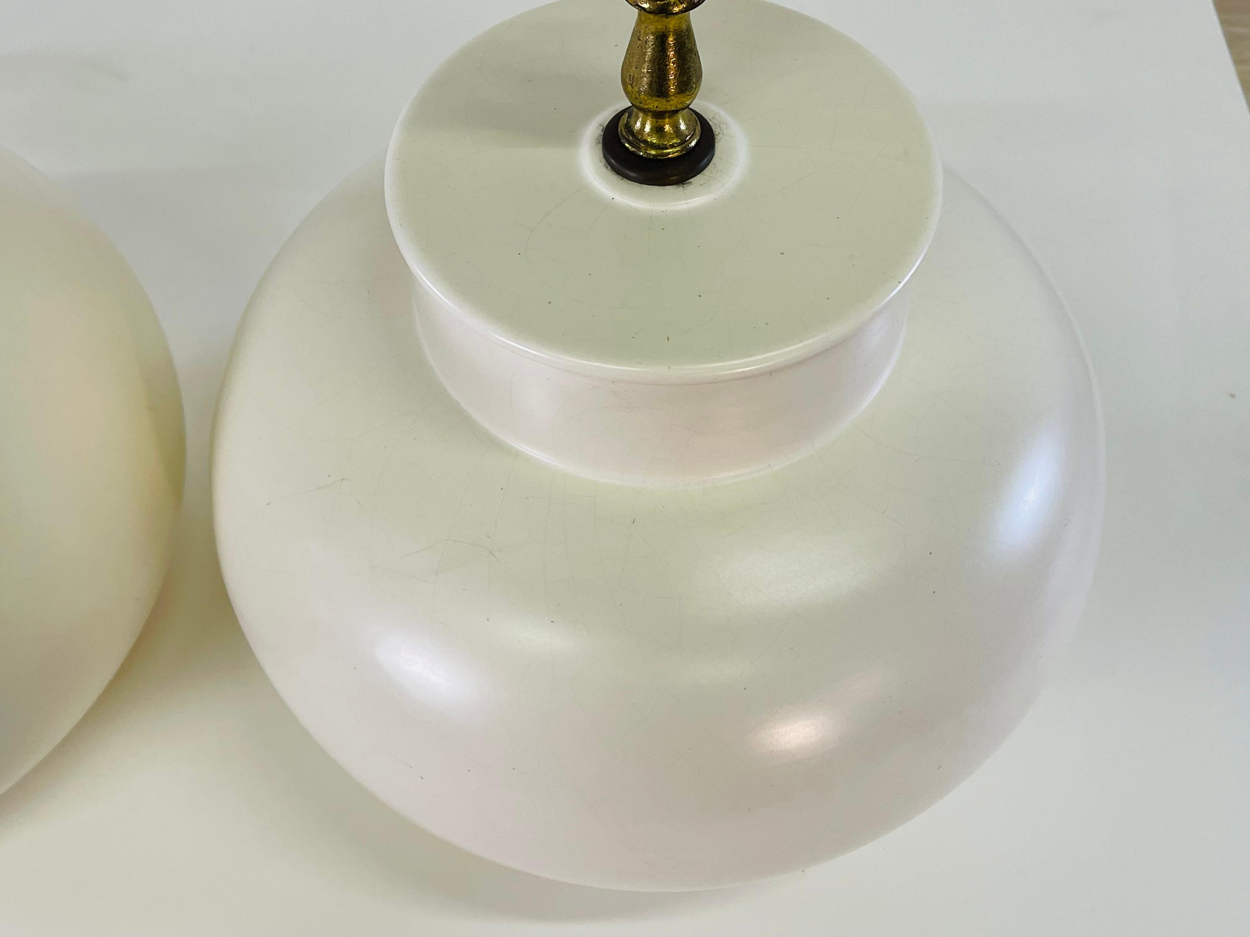 1970s White Bulbous Table Lamps with Shades, Pair For Sale 4