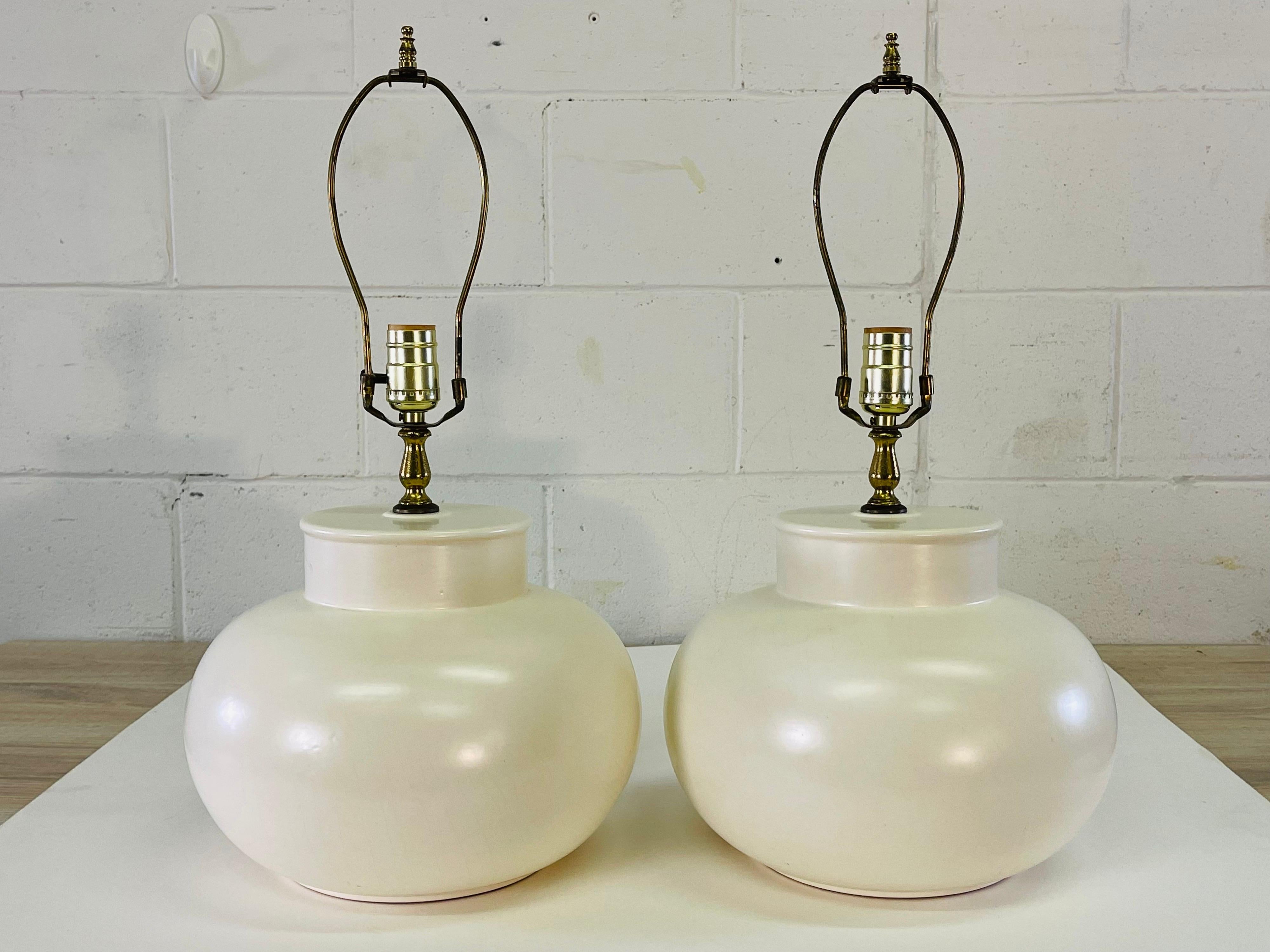 1970s White Bulbous Table Lamps with Shades, Pair For Sale 1