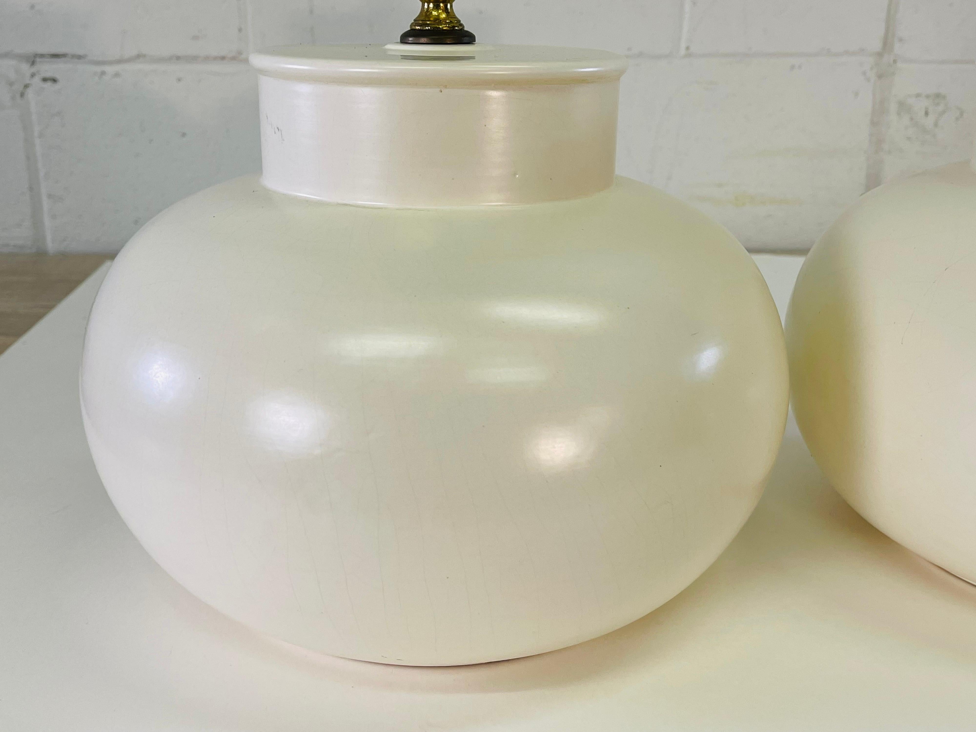 1970s White Bulbous Table Lamps with Shades, Pair For Sale 2