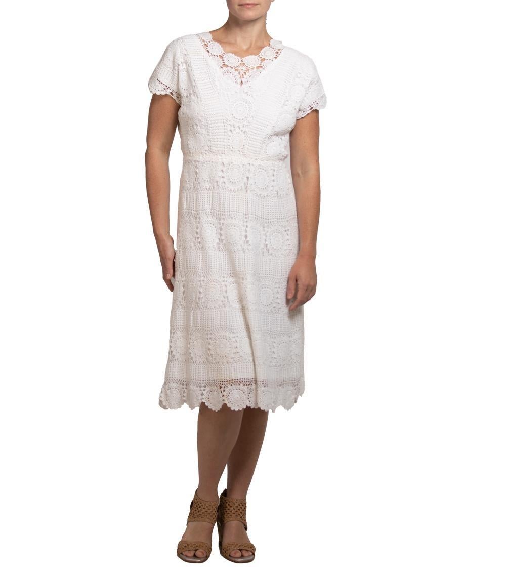 1970S White Cotton Crochet Lace Elastic Waist Dress For Sale 5