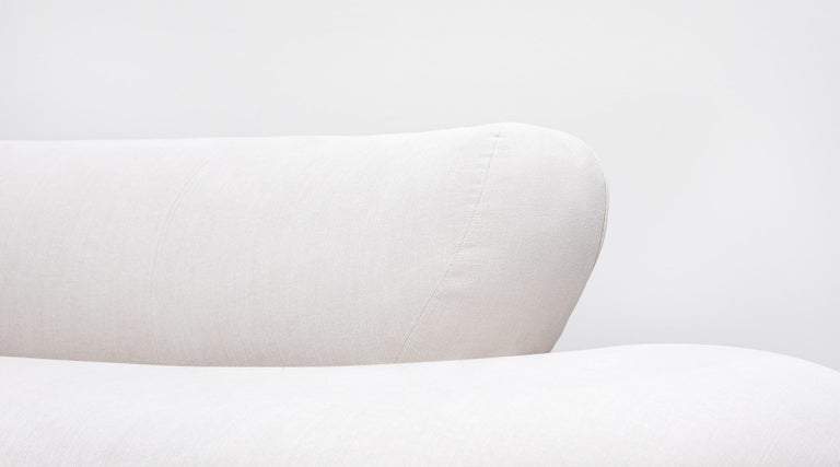 1970s White Fabric, New Upholstery Sofa by Vladimir Kagan For Sale 4