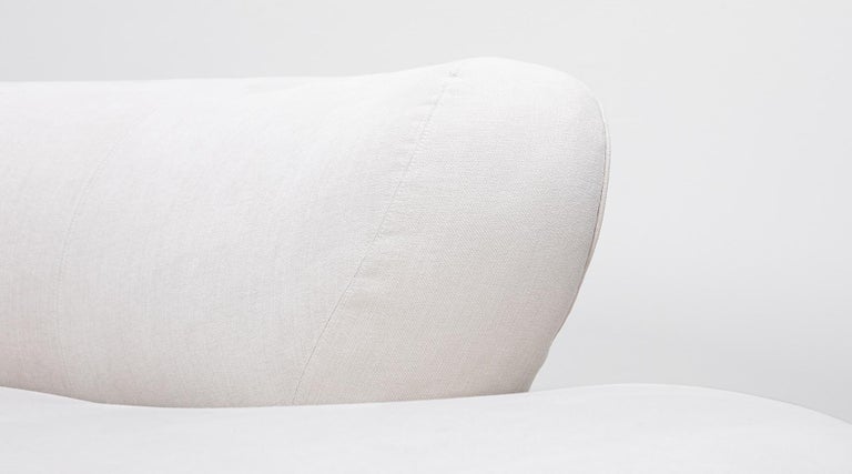 1970s White Fabric, New Upholstery Sofa by Vladimir Kagan For Sale 6