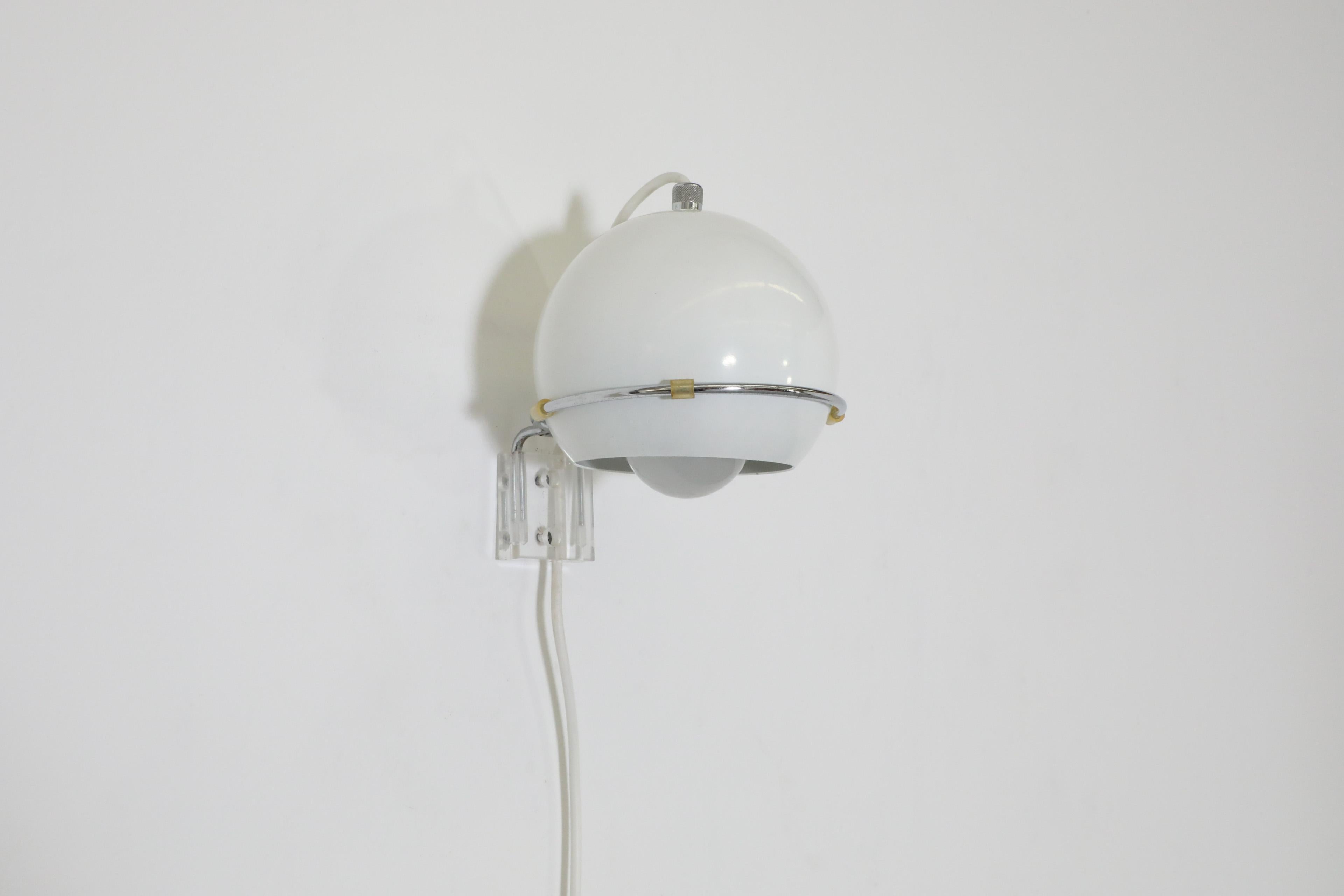 1970s White Gepo Spot Light Sconce For Sale 5