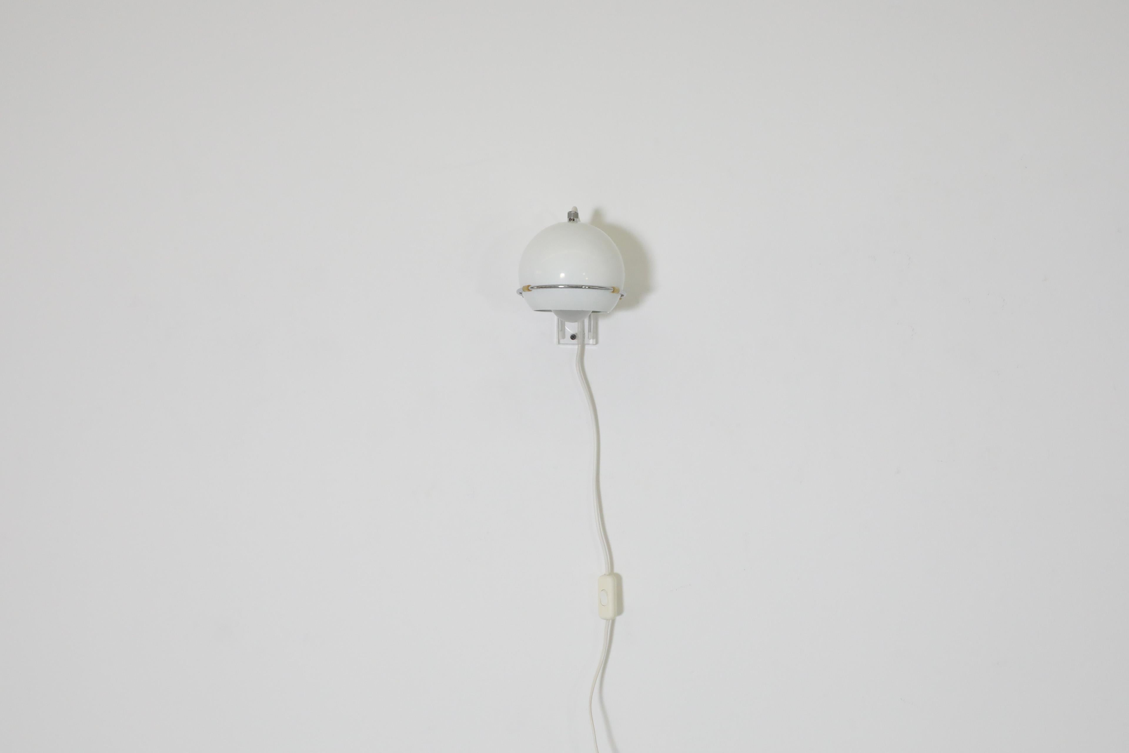 Late 20th Century 1970s White Gepo Spot Light Sconce For Sale