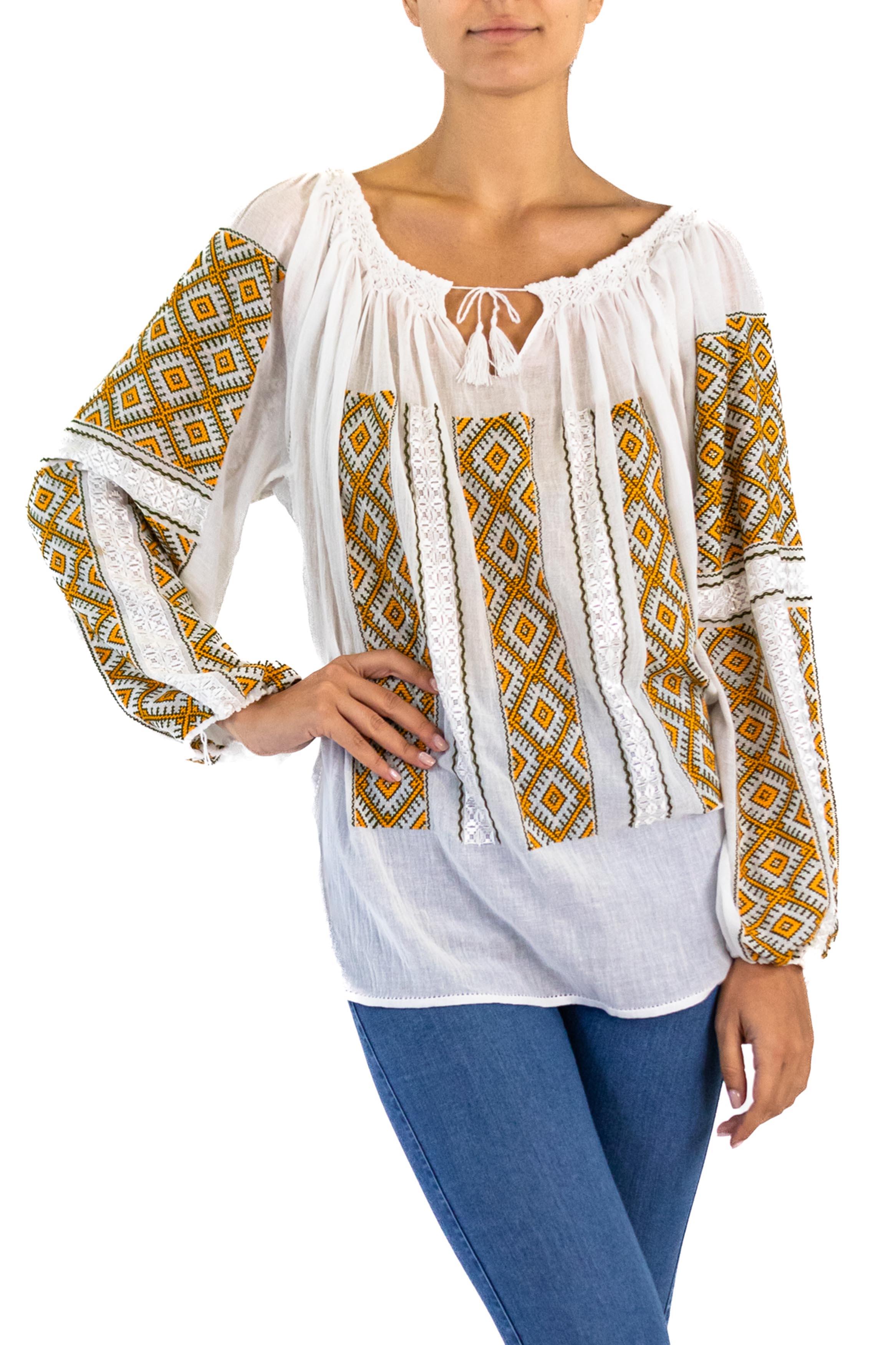Women's 1970S White Hand Embroidered Cotton Gauze Peasant Blouse