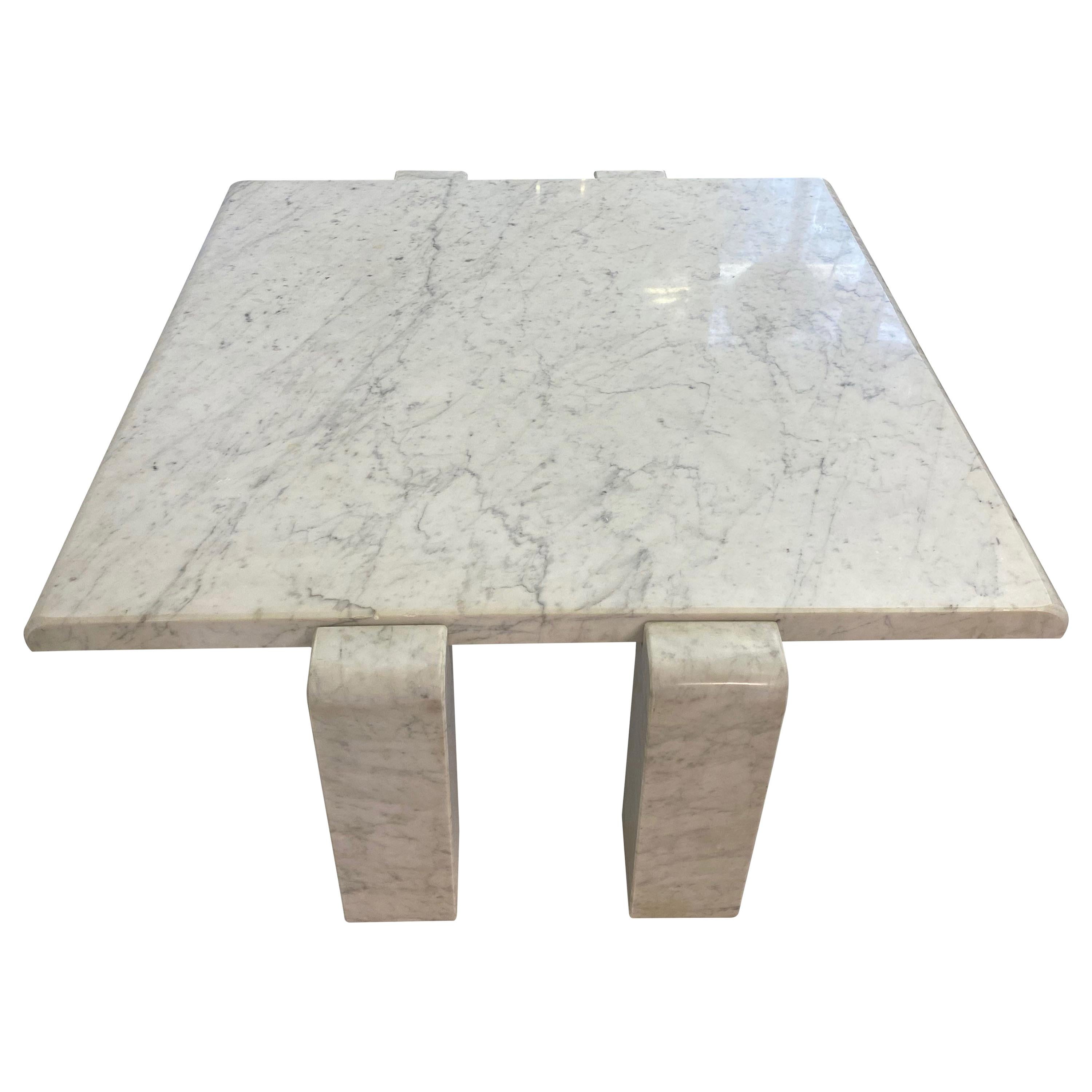 1970s White Italian Coffee Table in Carrara Marble by Skipper