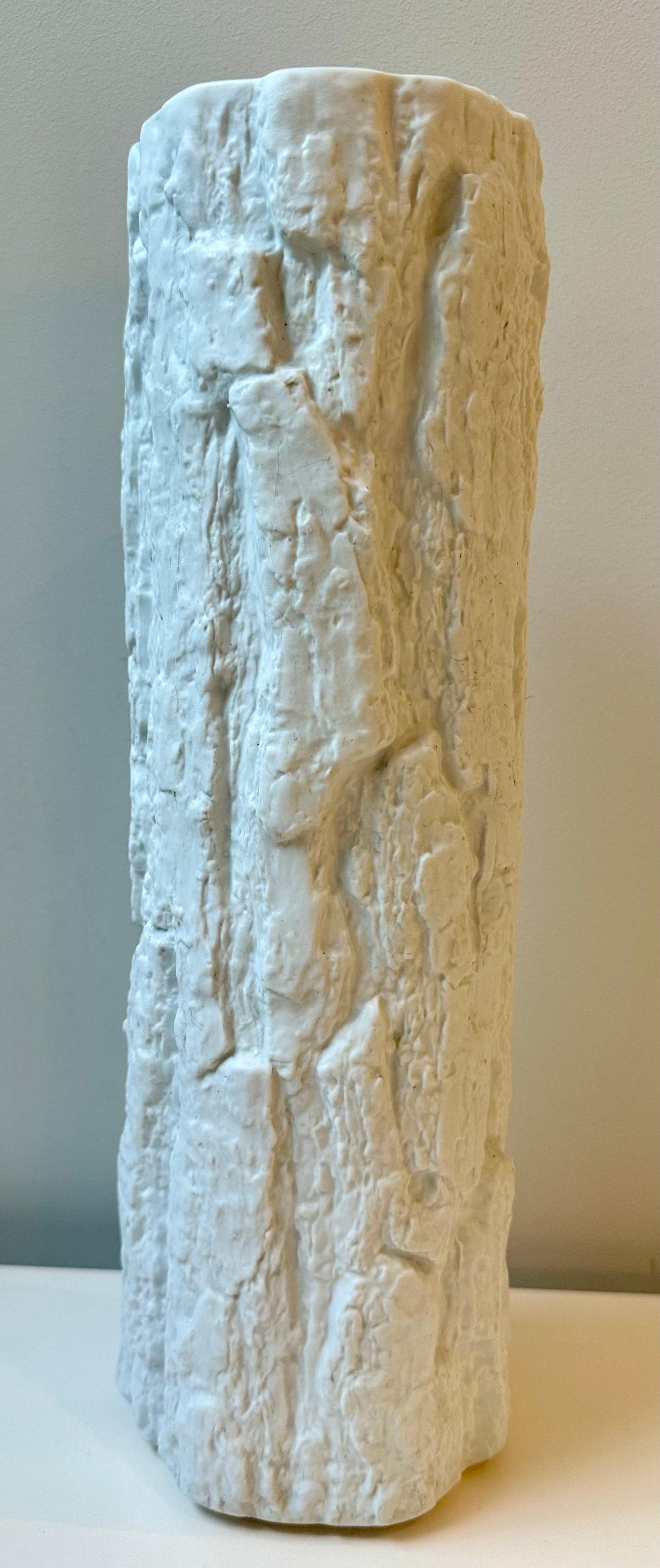 1970s large matt-white, bisque, tree-bark design, porcelain vase. Designed by Ernst Fenzi. Manufacturered by Bareuther & Co. AG, Waldsassen.  This porcelain vase with an OP Art tree-bark brutalist design.  

Manufacturer's Stamp On Base: Crown,