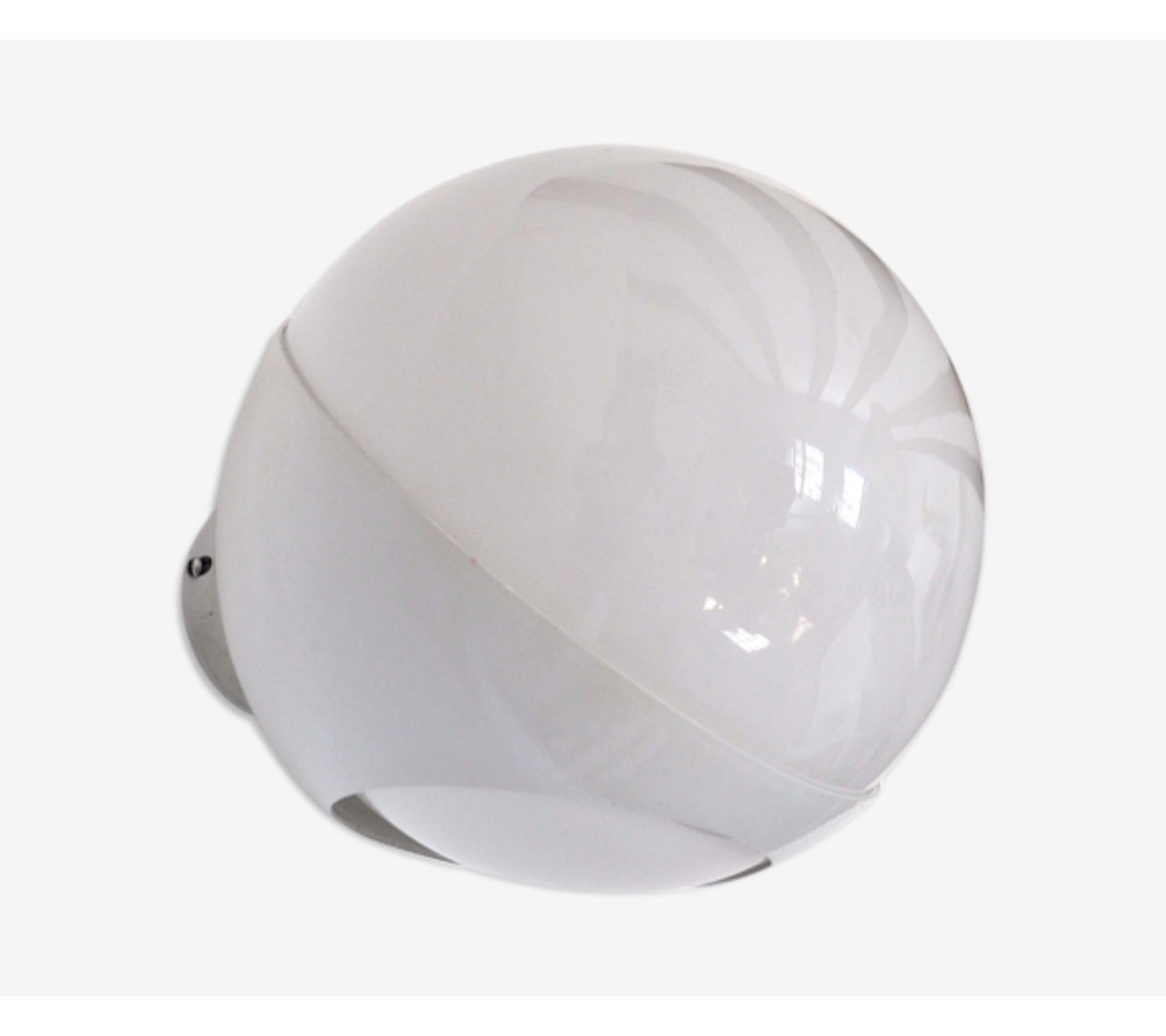 Metal 1970s White Opaline Wall Light, Italy For Sale