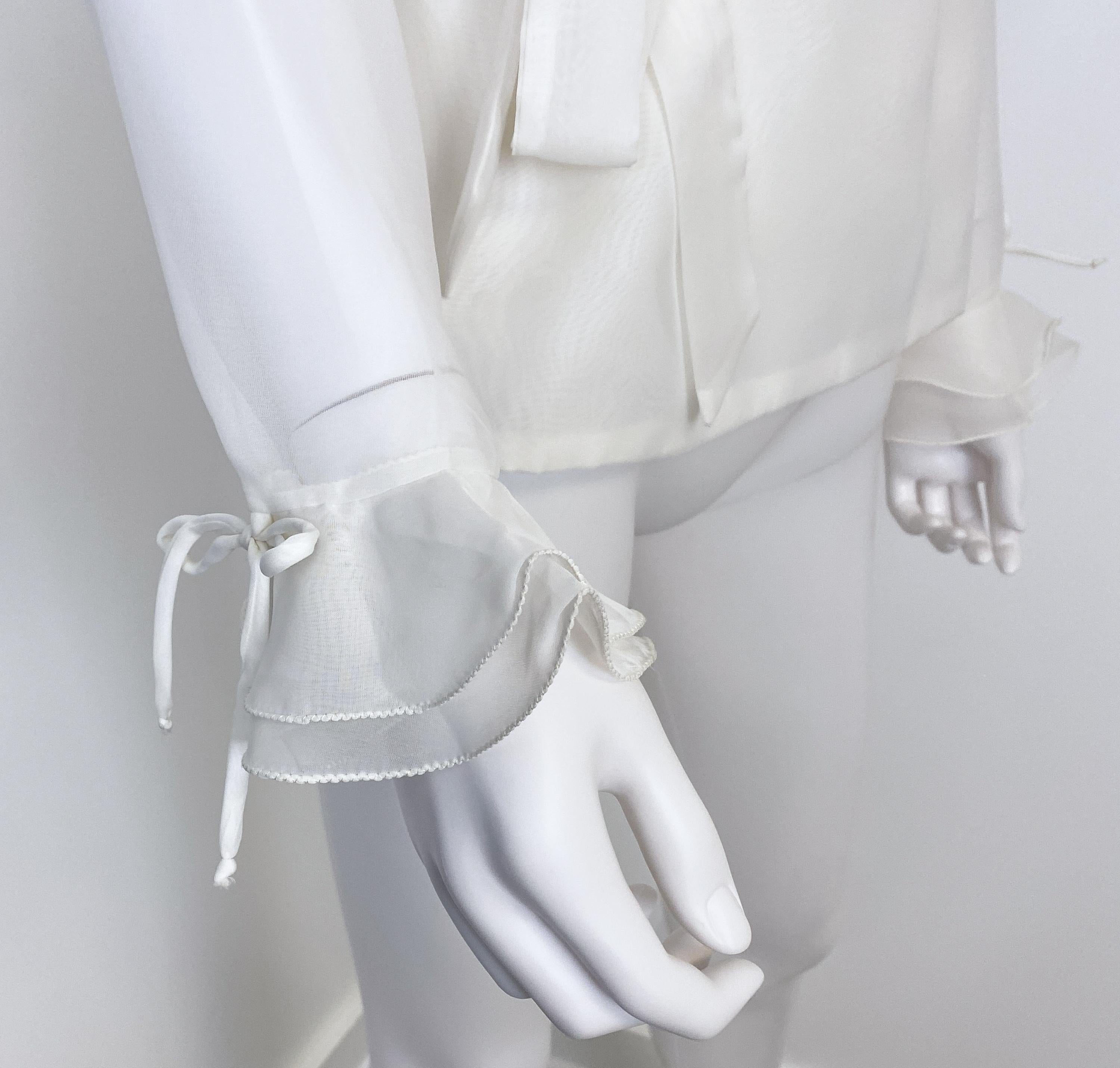 Women's White Organdy and Sheer Blouse Top with Ruffled Collar Size 8 For Sale