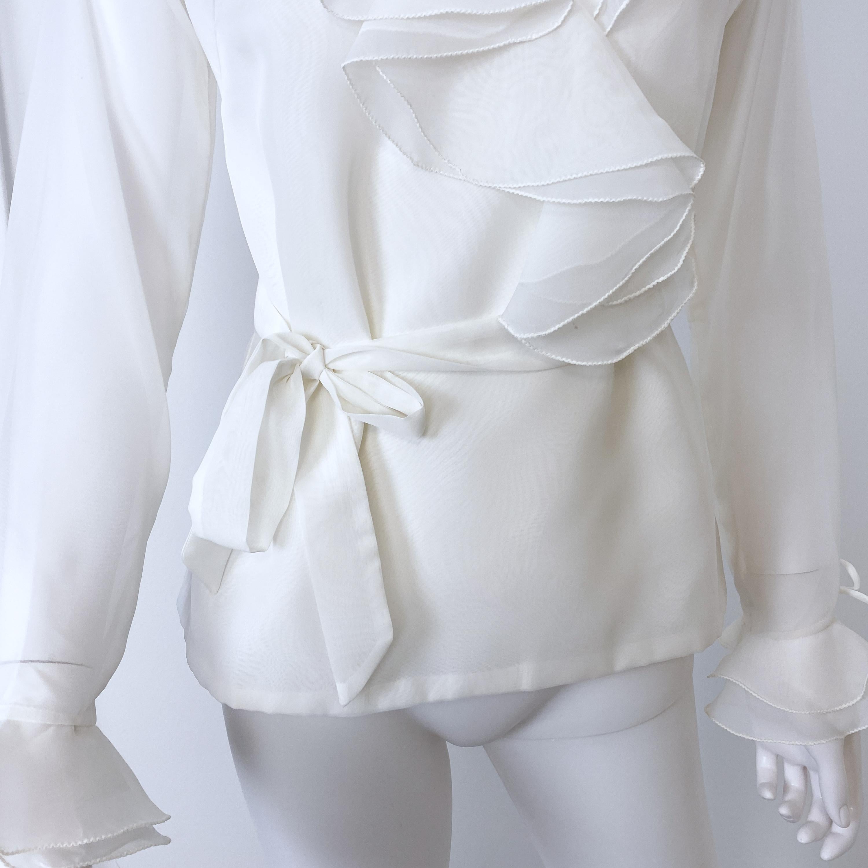 White Organdy and Sheer Blouse Top with Ruffled Collar Size 8 For Sale 1