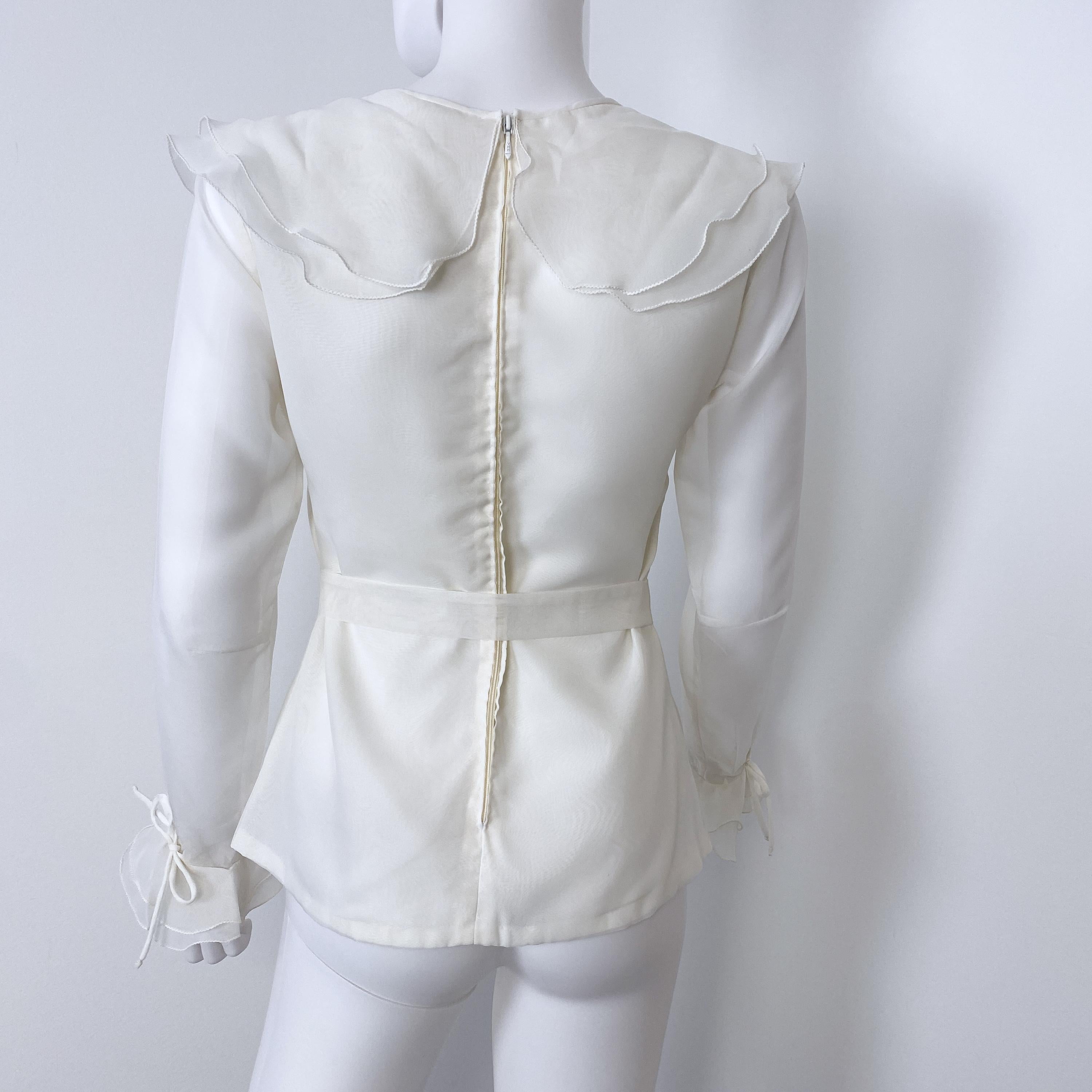 White Organdy and Sheer Blouse Top with Ruffled Collar Size 8 For Sale 4