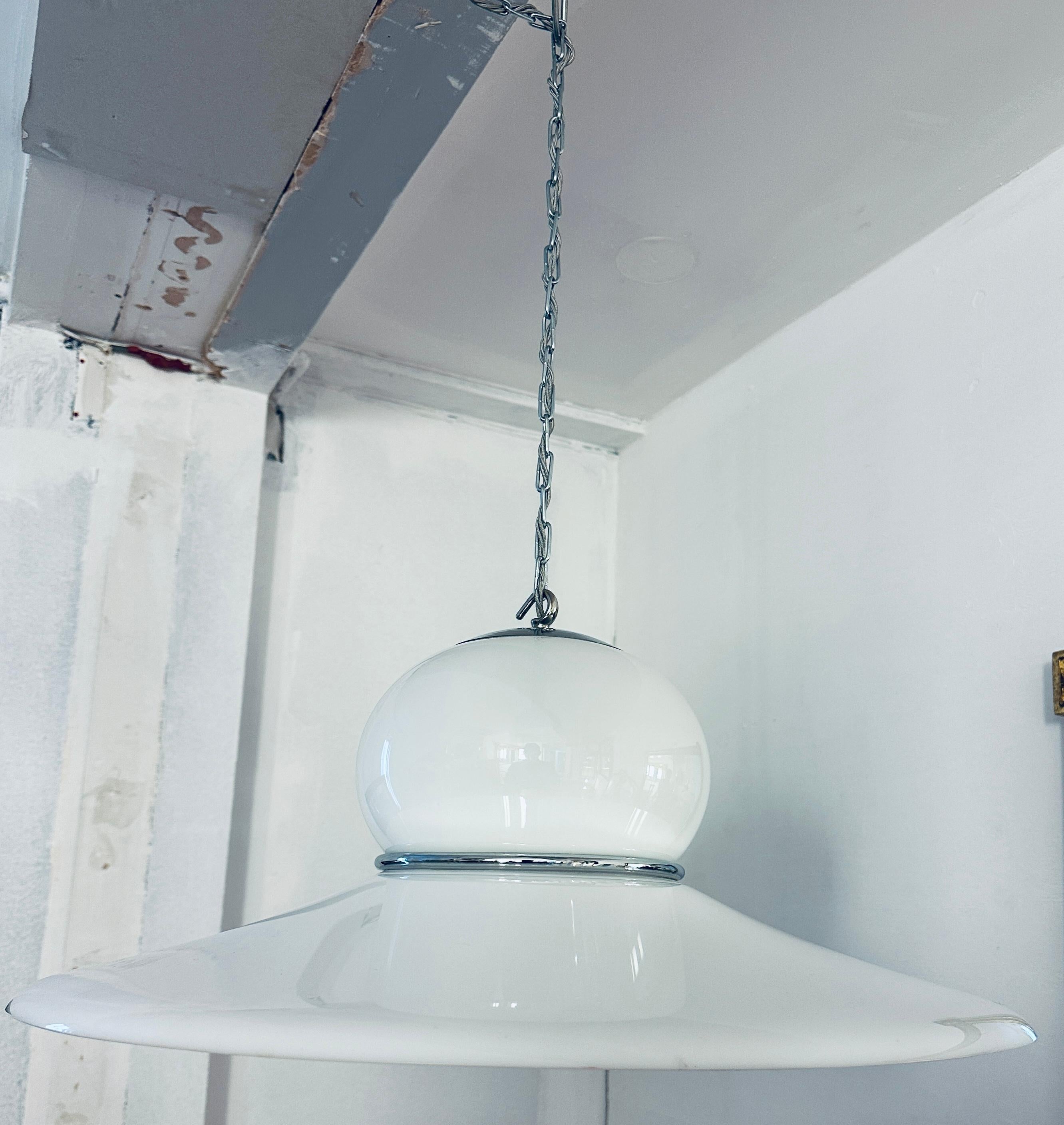 1970s White Plexiglass UFO Space Age Harvey Guzzini Hanging Ceiling Light 10